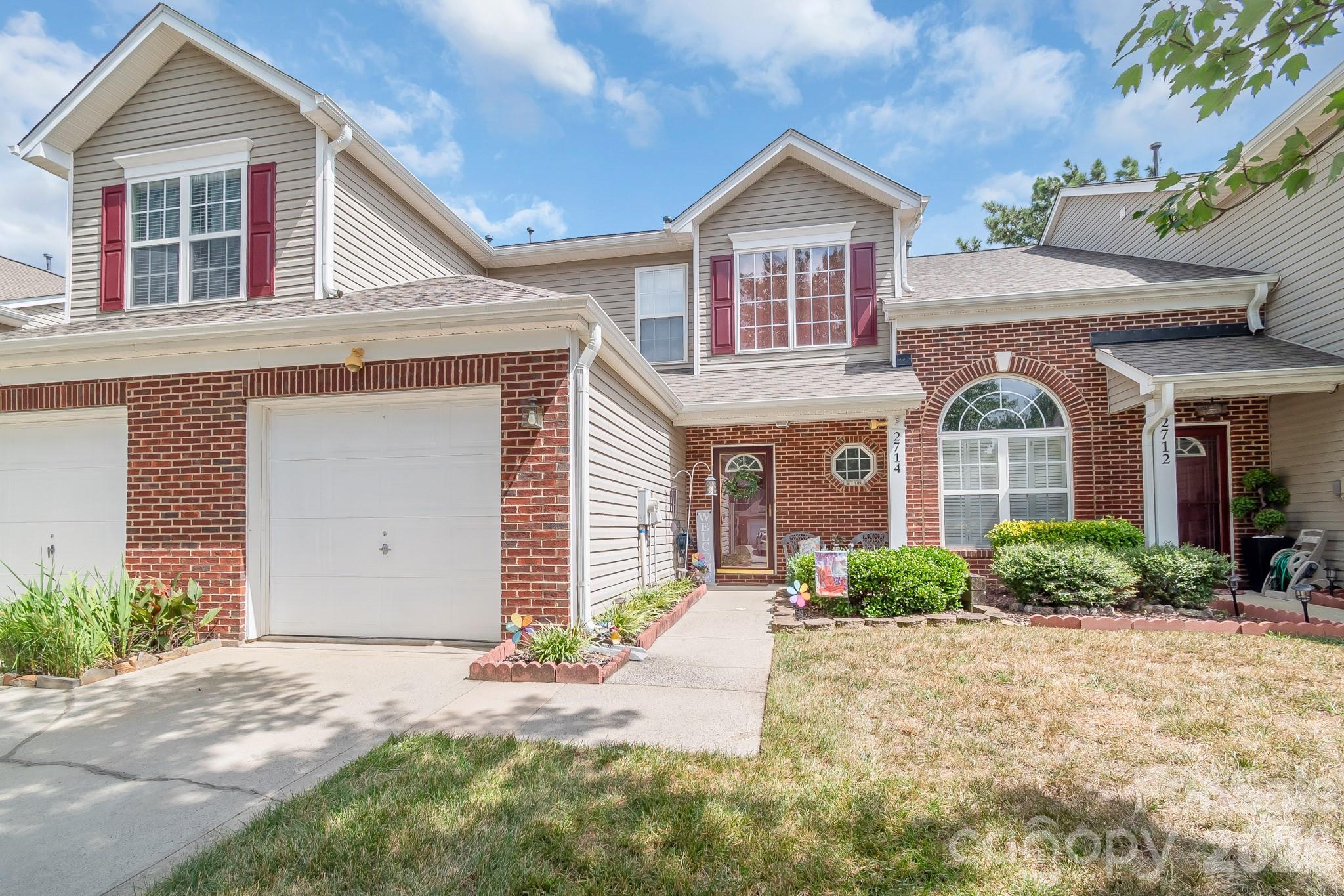 2714 Mill Valley Ct, Matthews, NC 28105
