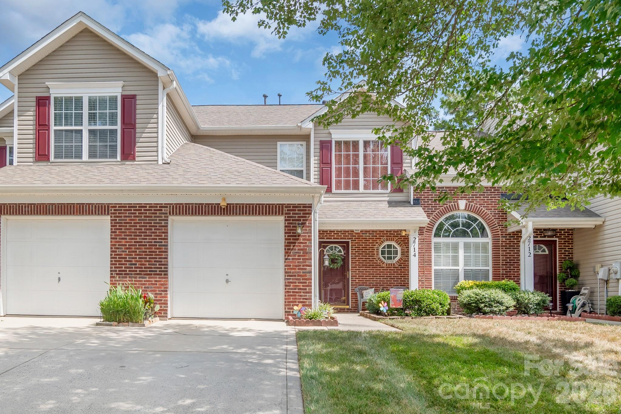 2714 Mill Valley Ct, Matthews, NC 28105
