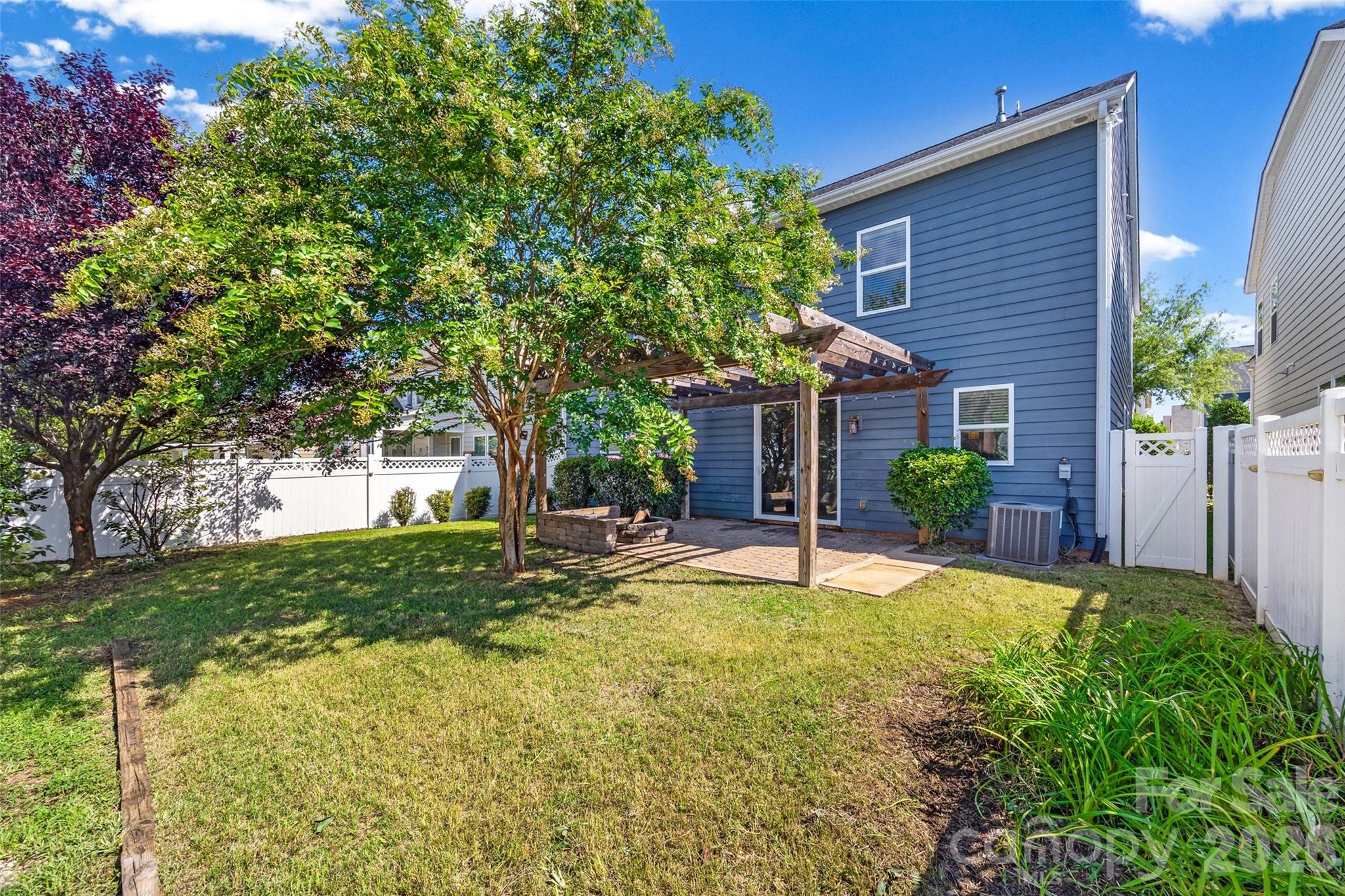 1016 Equipoise Dr, Indian Trail, NC 28079