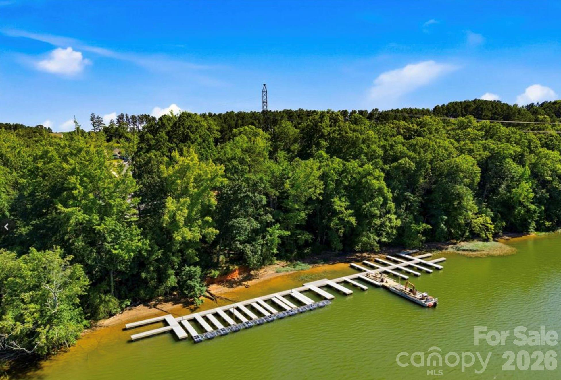 517 Cellini Pl, Mount Holly, NC 28120