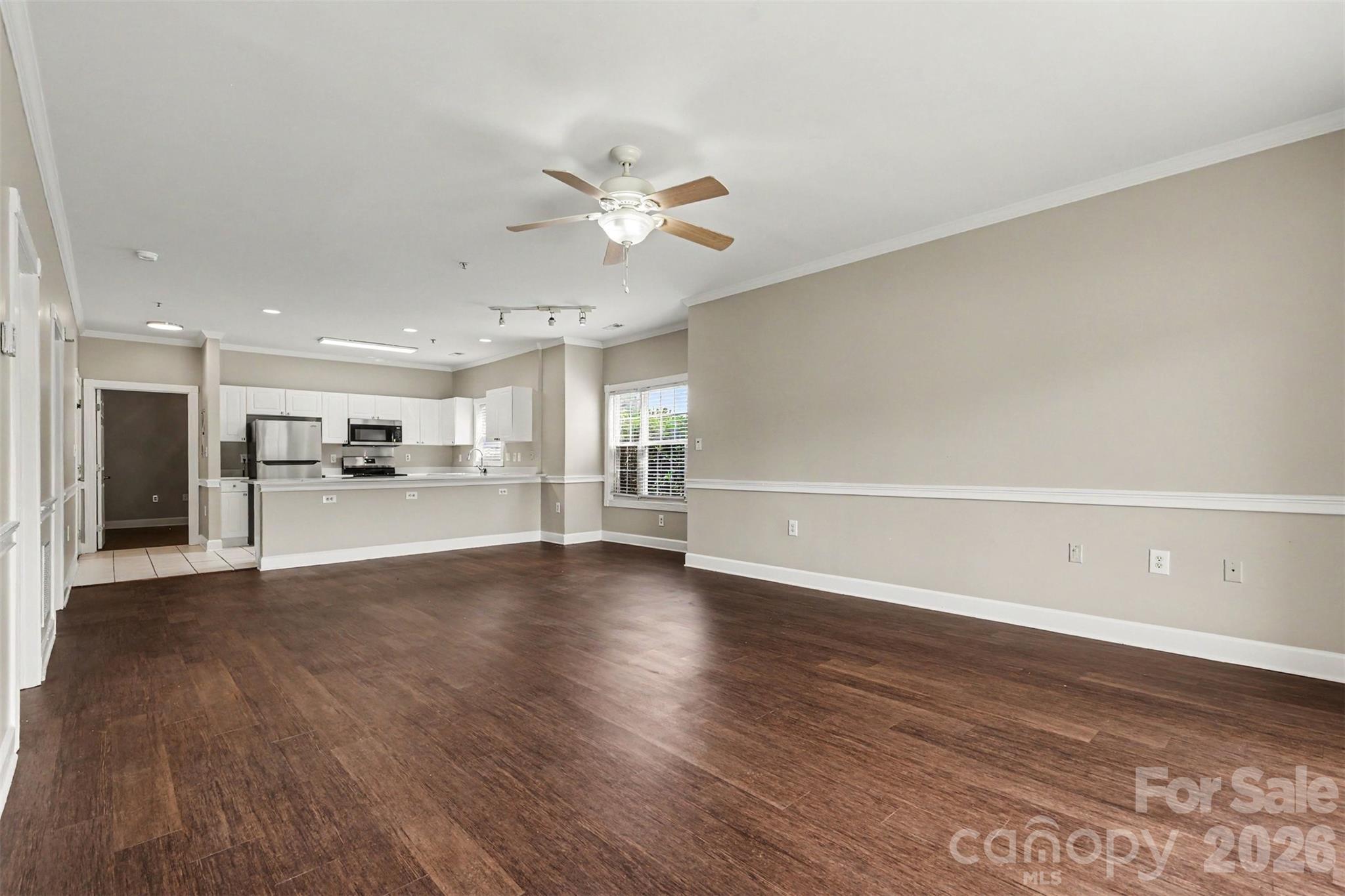 9041 Meadow Vista Rd, Charlotte, NC 28213