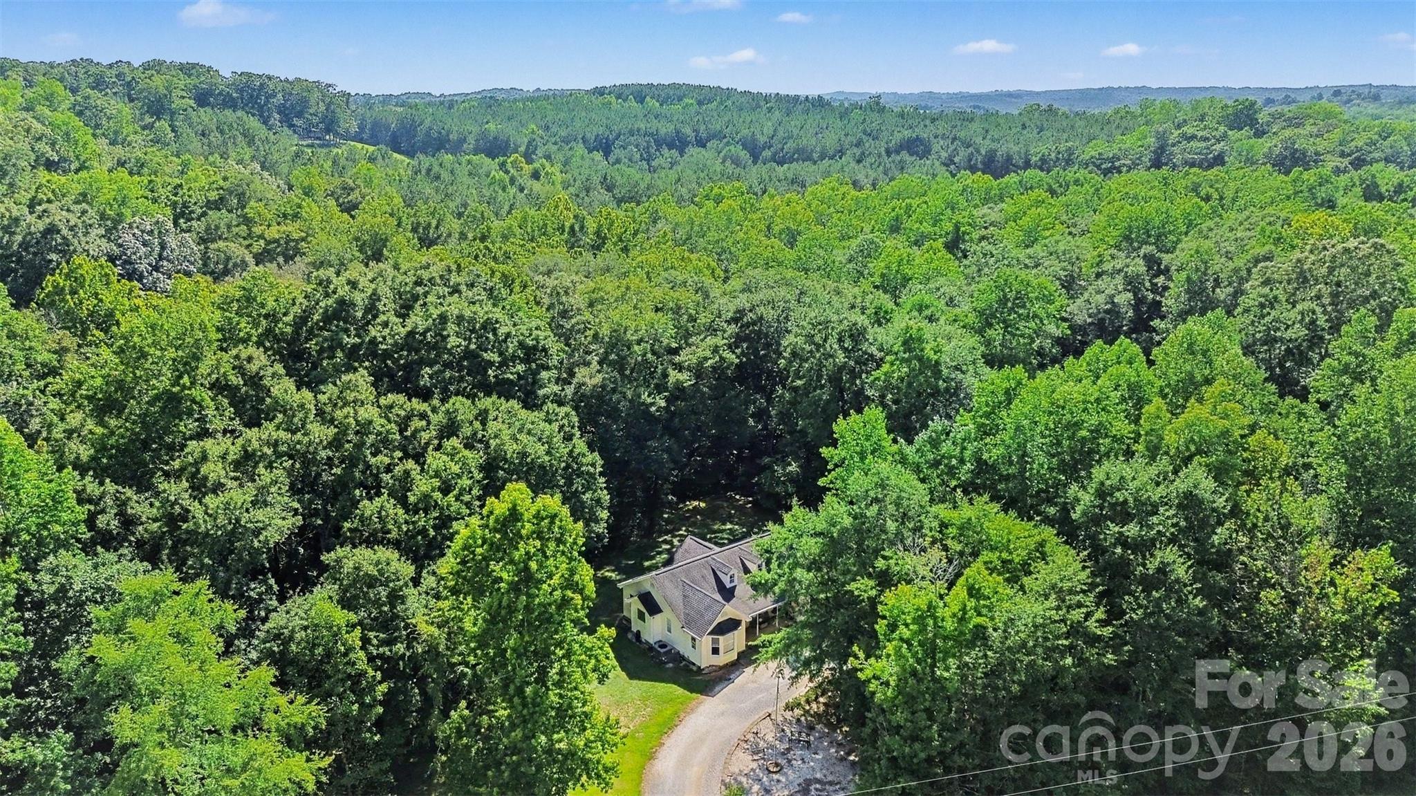 433 Foster Lake Rd, Blacksburg, SC 29702