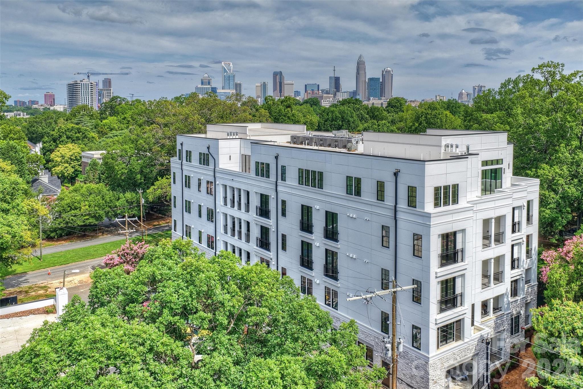 409 Queens Rd #204, Charlotte, NC 28207