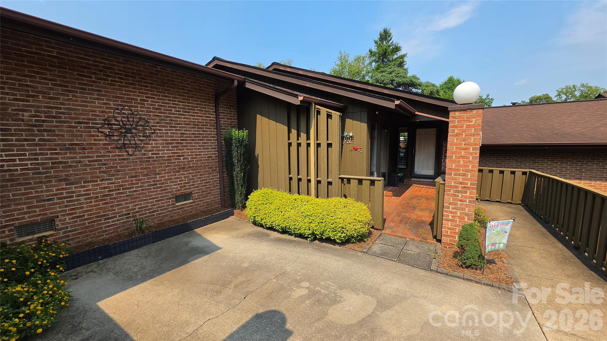 1328 Radio Rd, Statesville, NC 28625