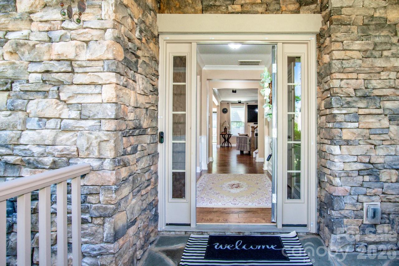 158 Eagles Landing Dr, Mooresville, NC 28117
