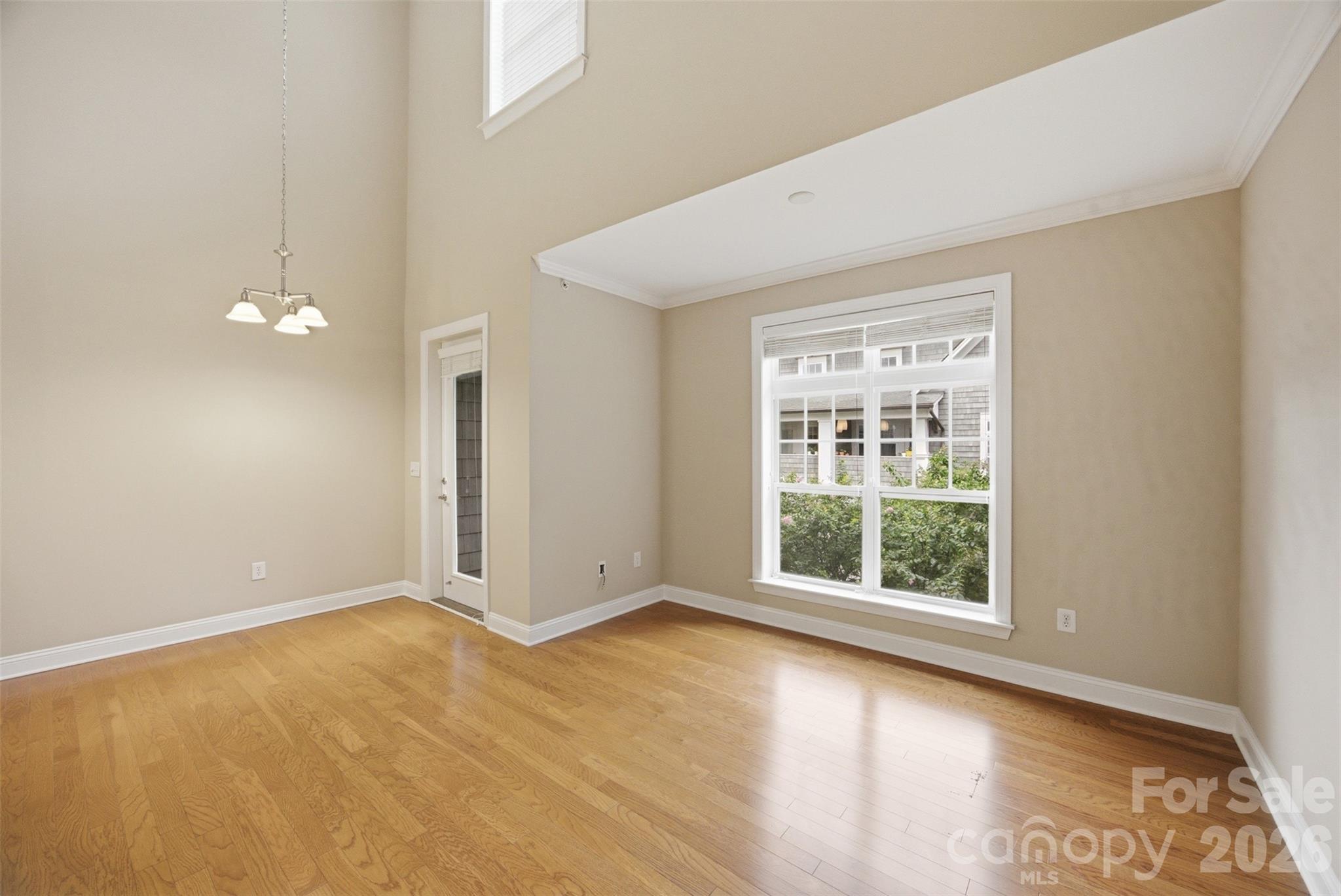 301 E Tremont Ave #318, Charlotte, NC 28203