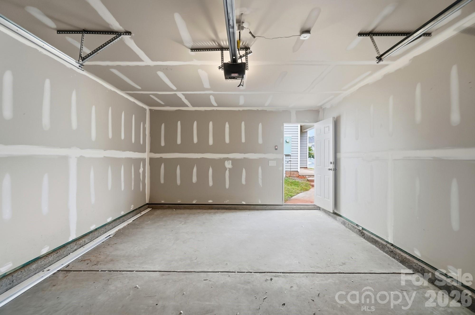 13905 Castle Nook Dr, Charlotte, NC 28273