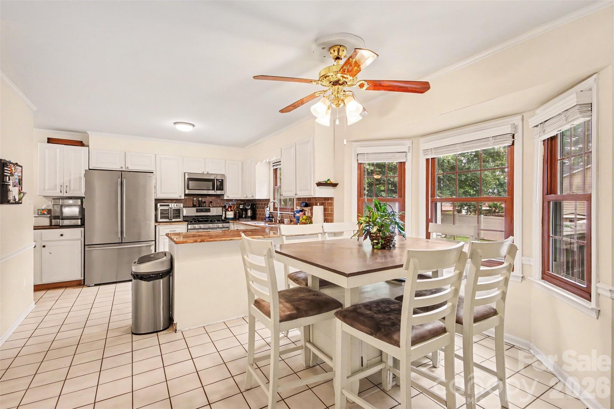 1416 Rivermont Dr, Gastonia, NC 28054
