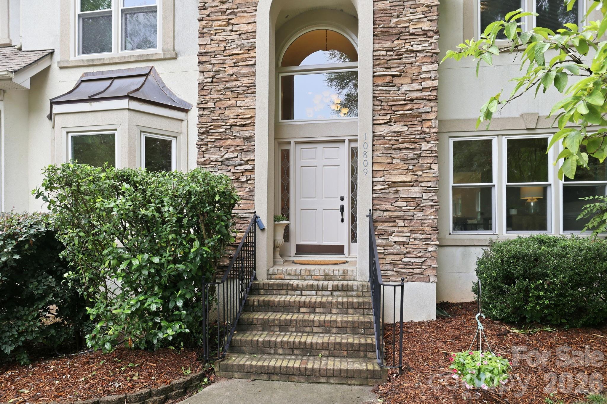 10809 Jordan Rae Ln, Charlotte, NC 28277