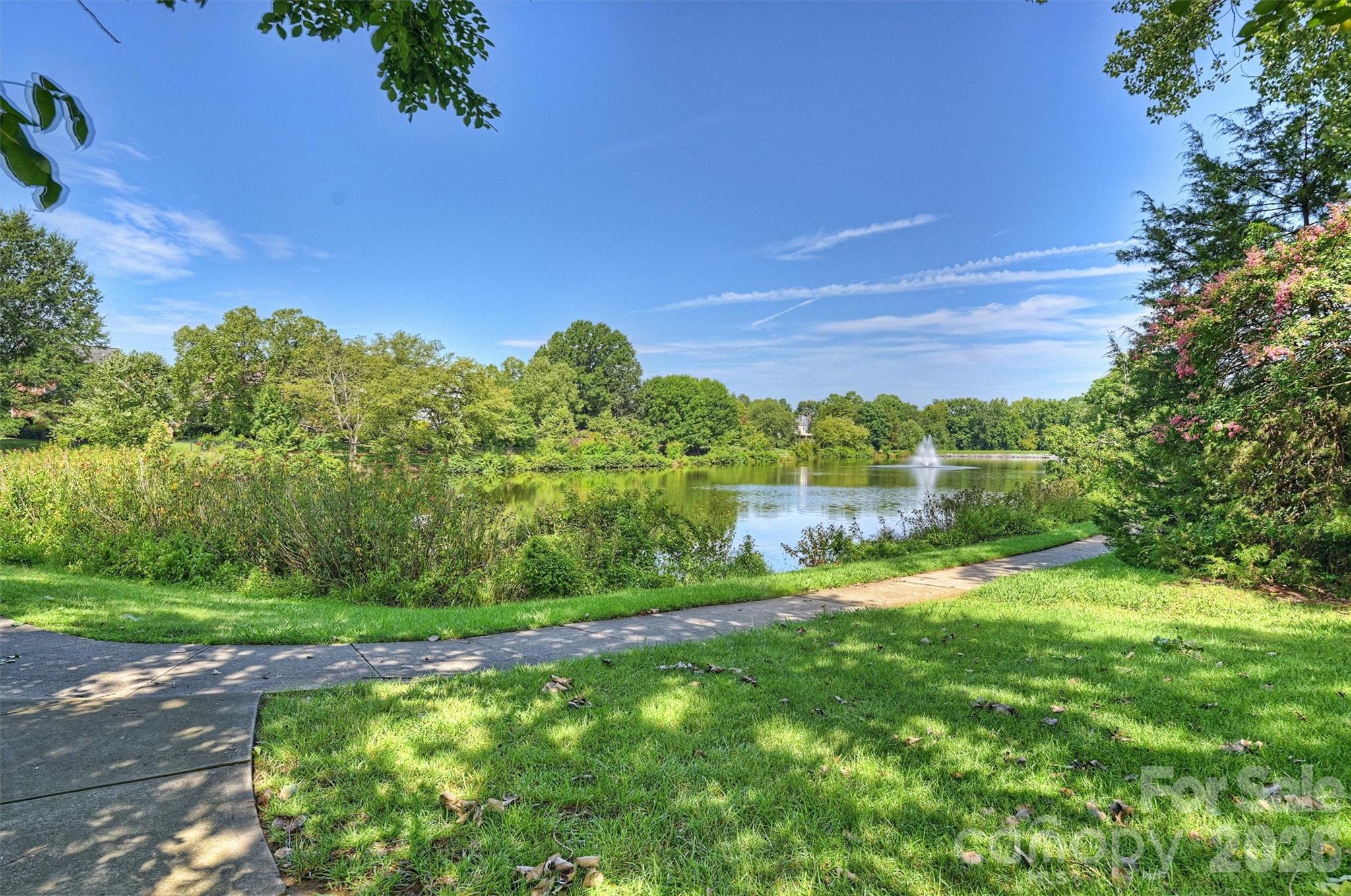 8033 Oratorio Pl, Charlotte, NC 28270