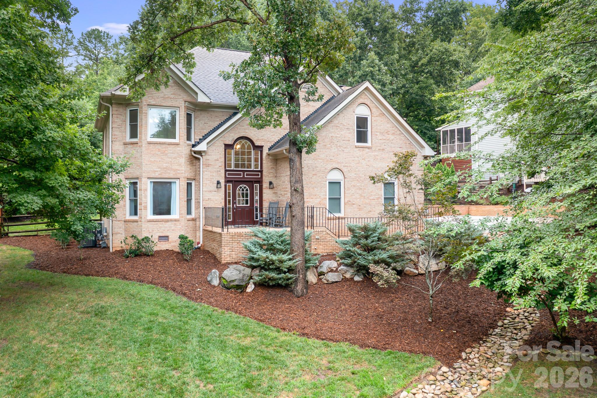 7048 Mariners Ct, Tega Cay, SC 29708