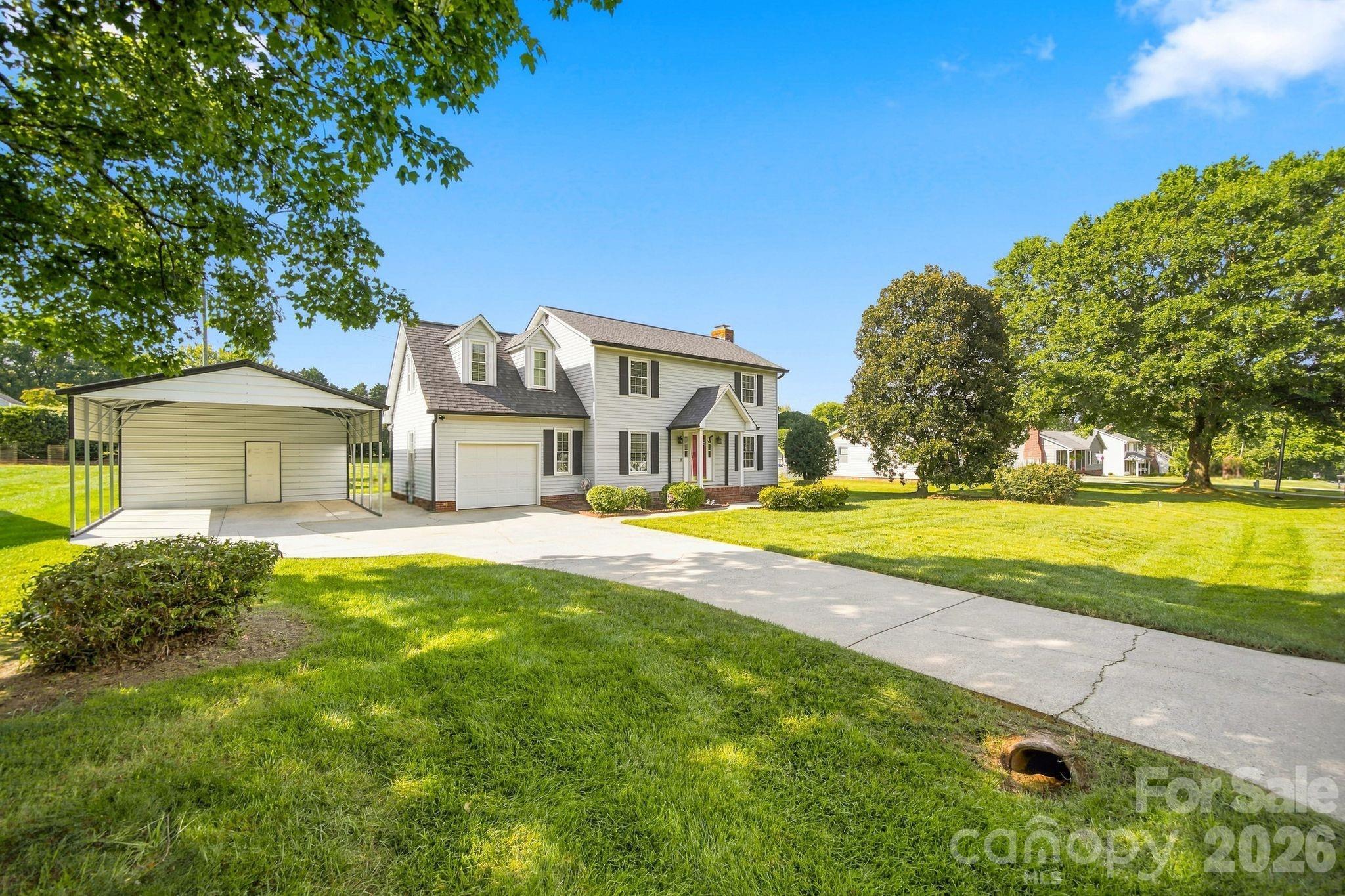 2325 Winterfield Dr, Gastonia, NC 28056