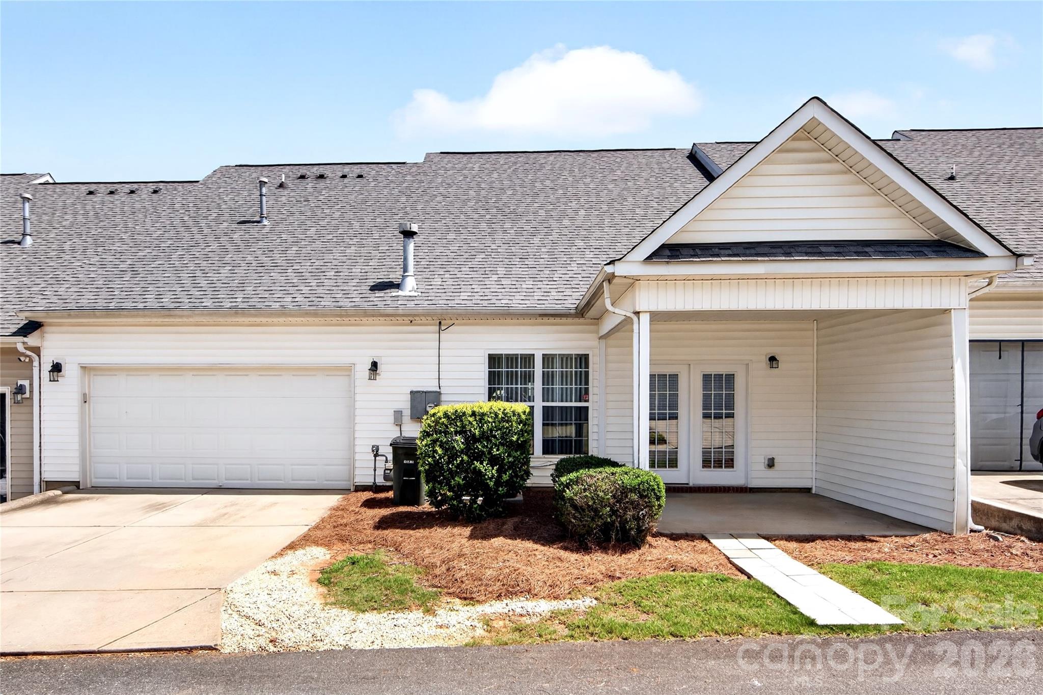 9907 Porta Ferry Dr, Charlotte, NC 28213