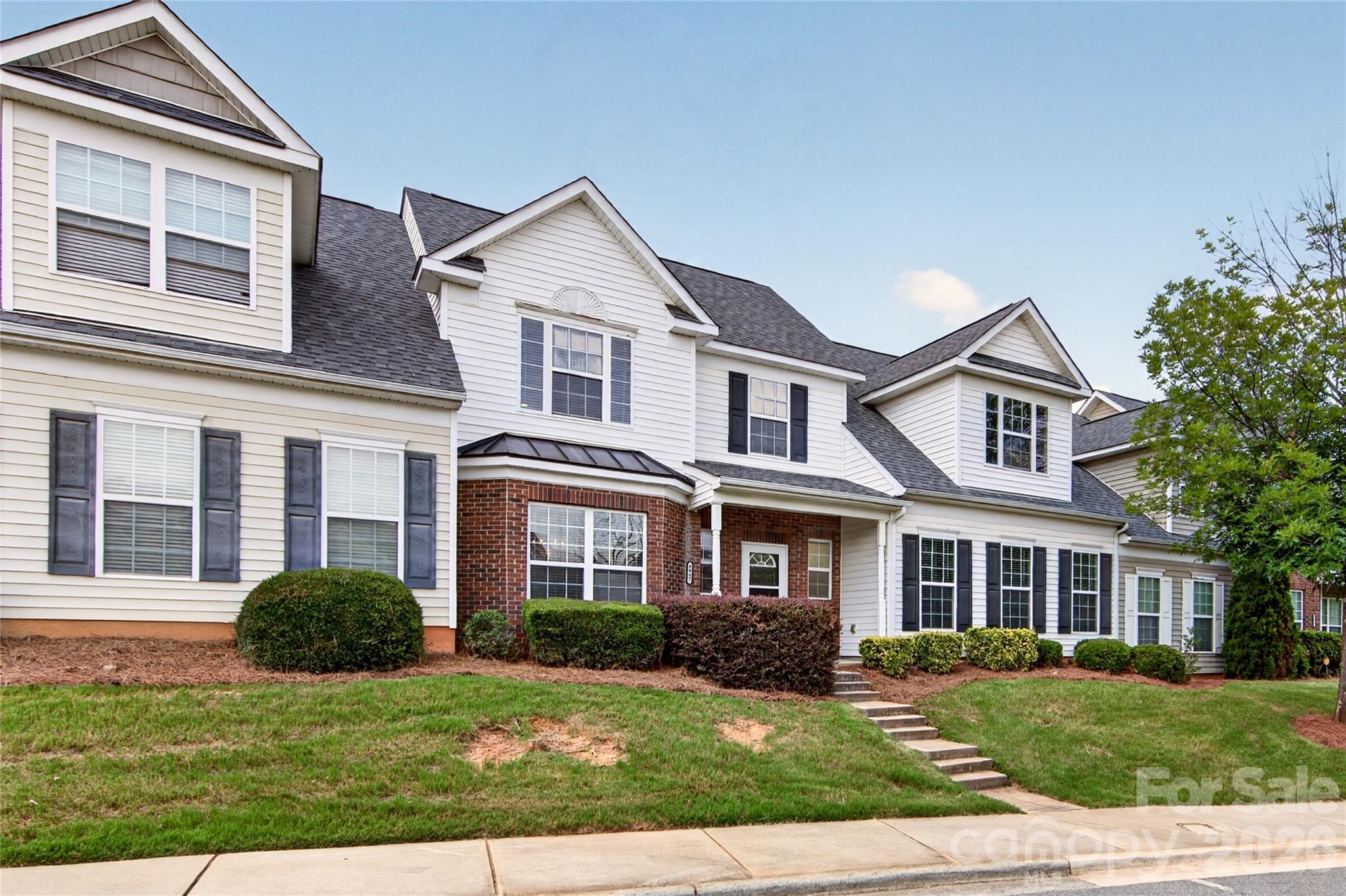 9907 Porta Ferry Dr, Charlotte, NC 28213