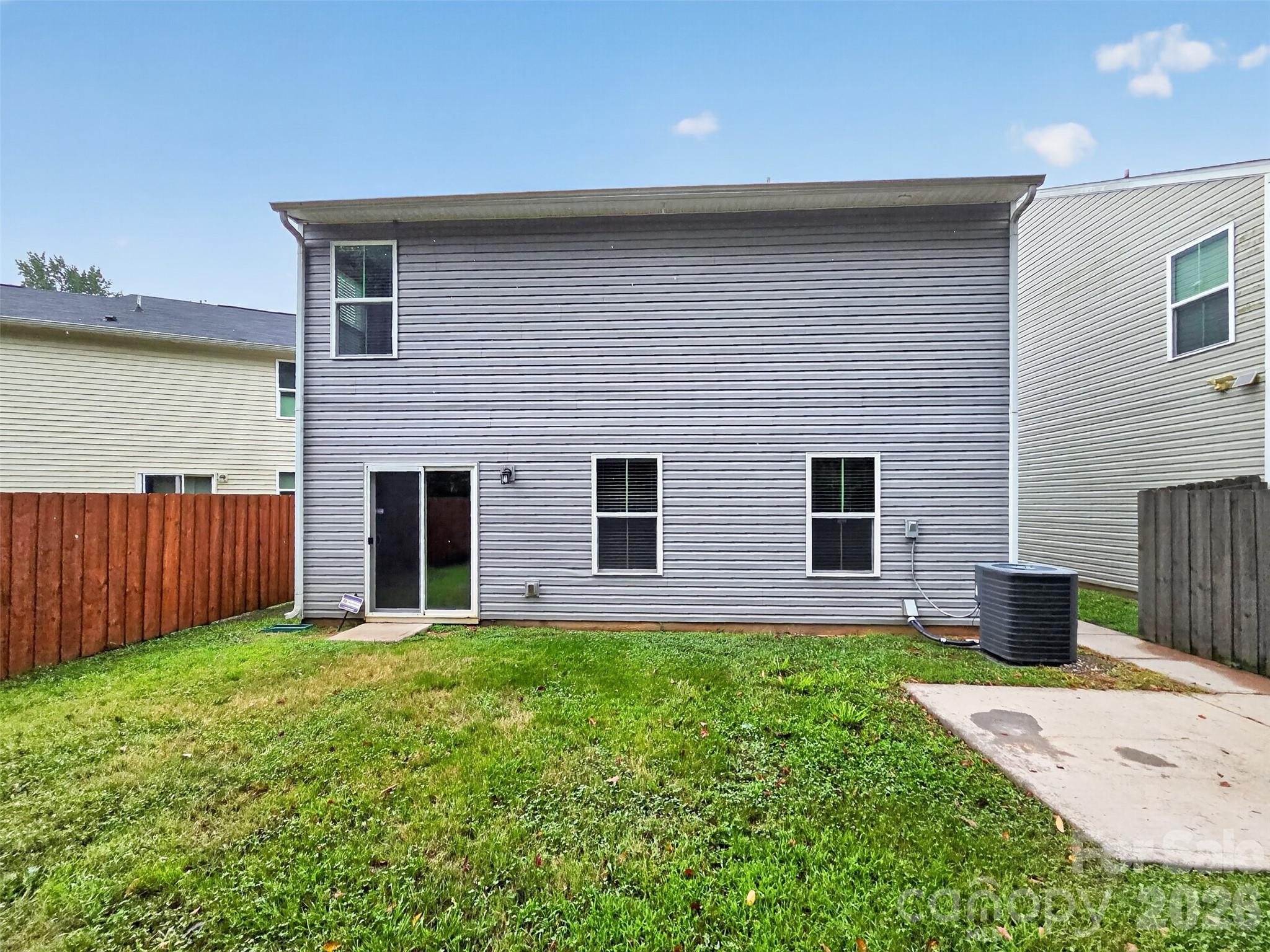1648 Hooper Ct, Charlotte, NC 28212