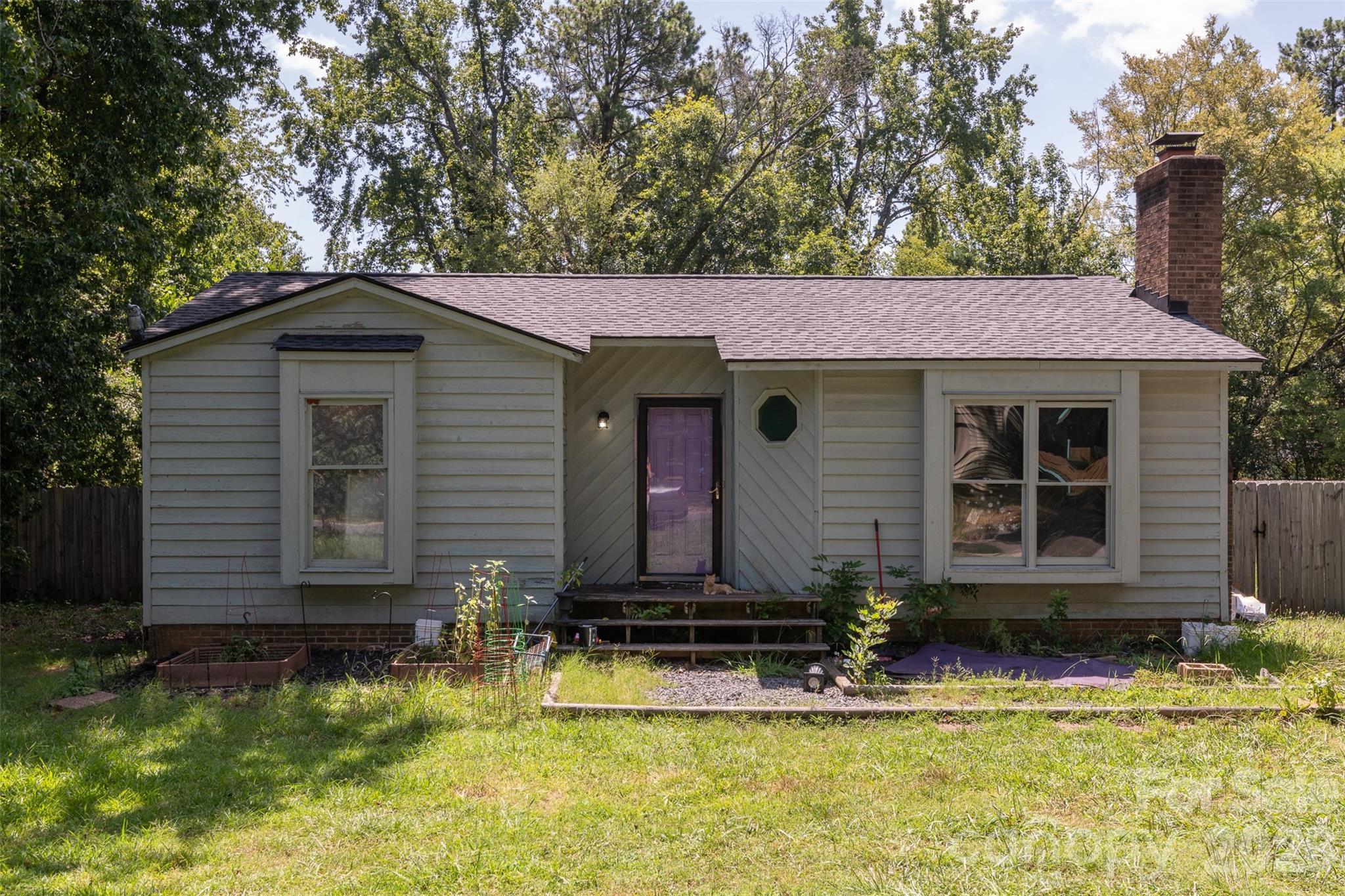 6718 Pueblo Ln, Charlotte, NC 28227