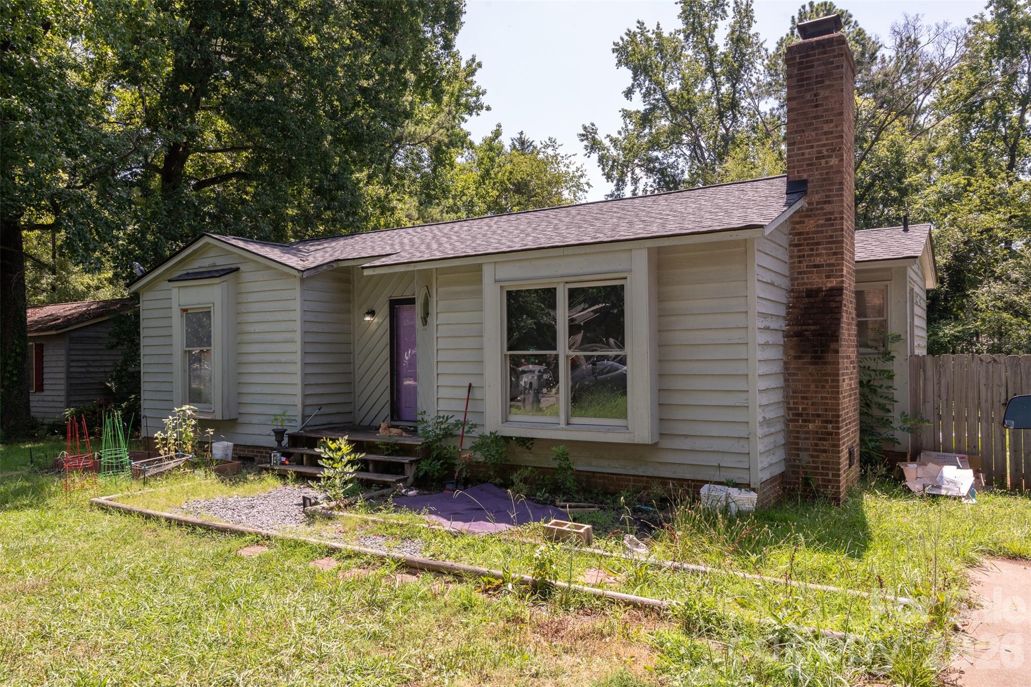 6718 Pueblo Ln, Charlotte, NC 28227