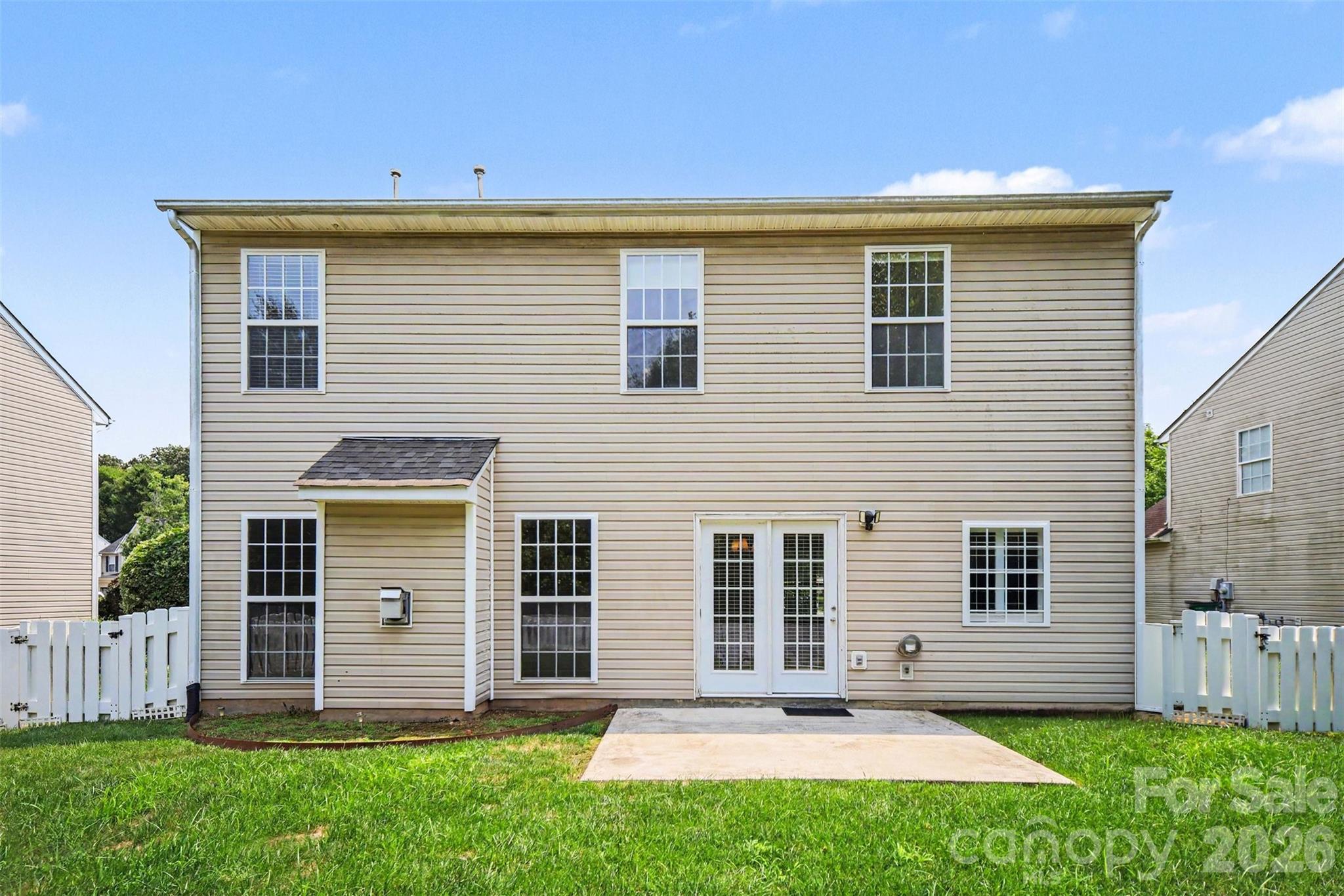 717 Pawley Dr, Charlotte, NC 28214
