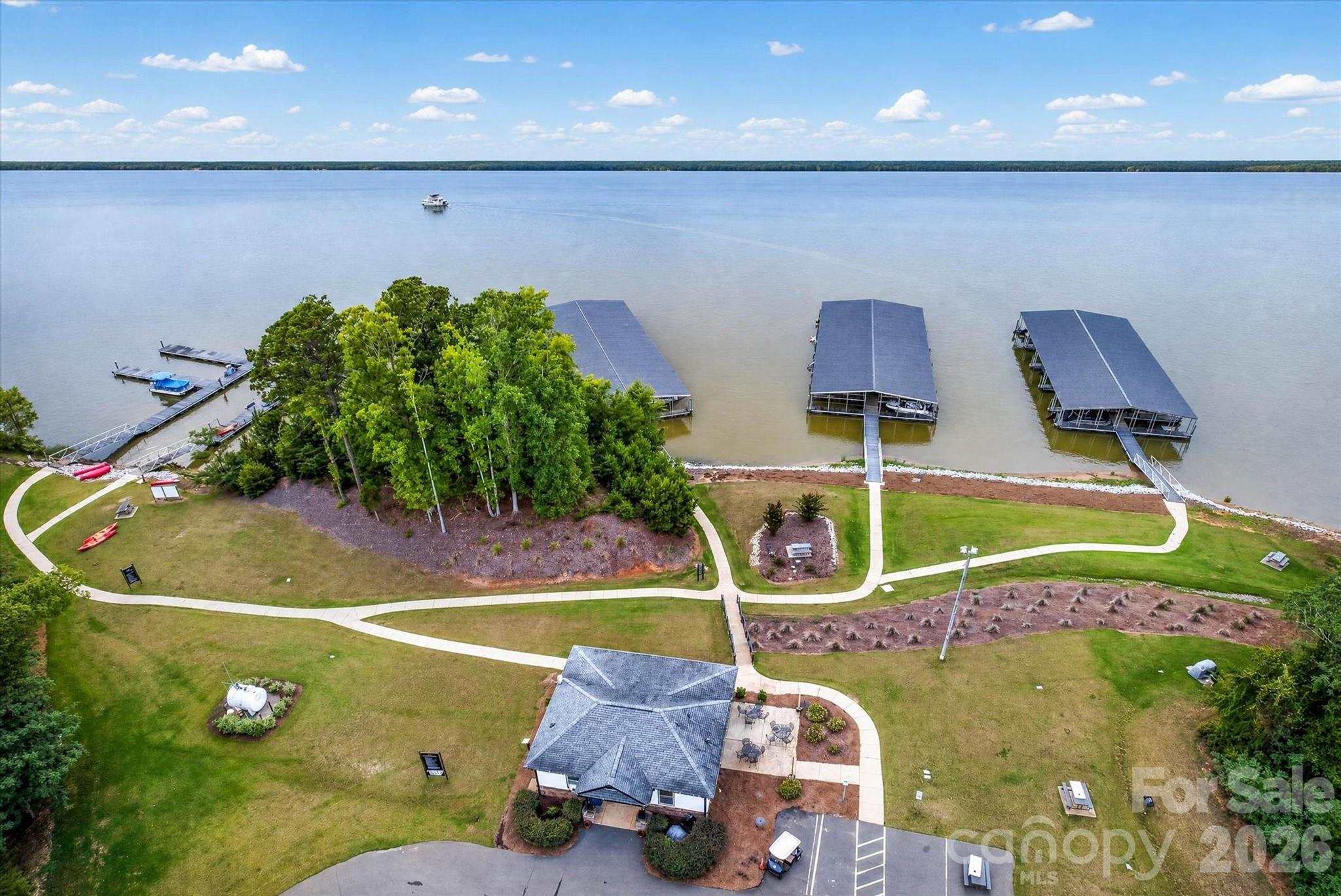 16184 Commodore Dr, Lancaster, SC 29720