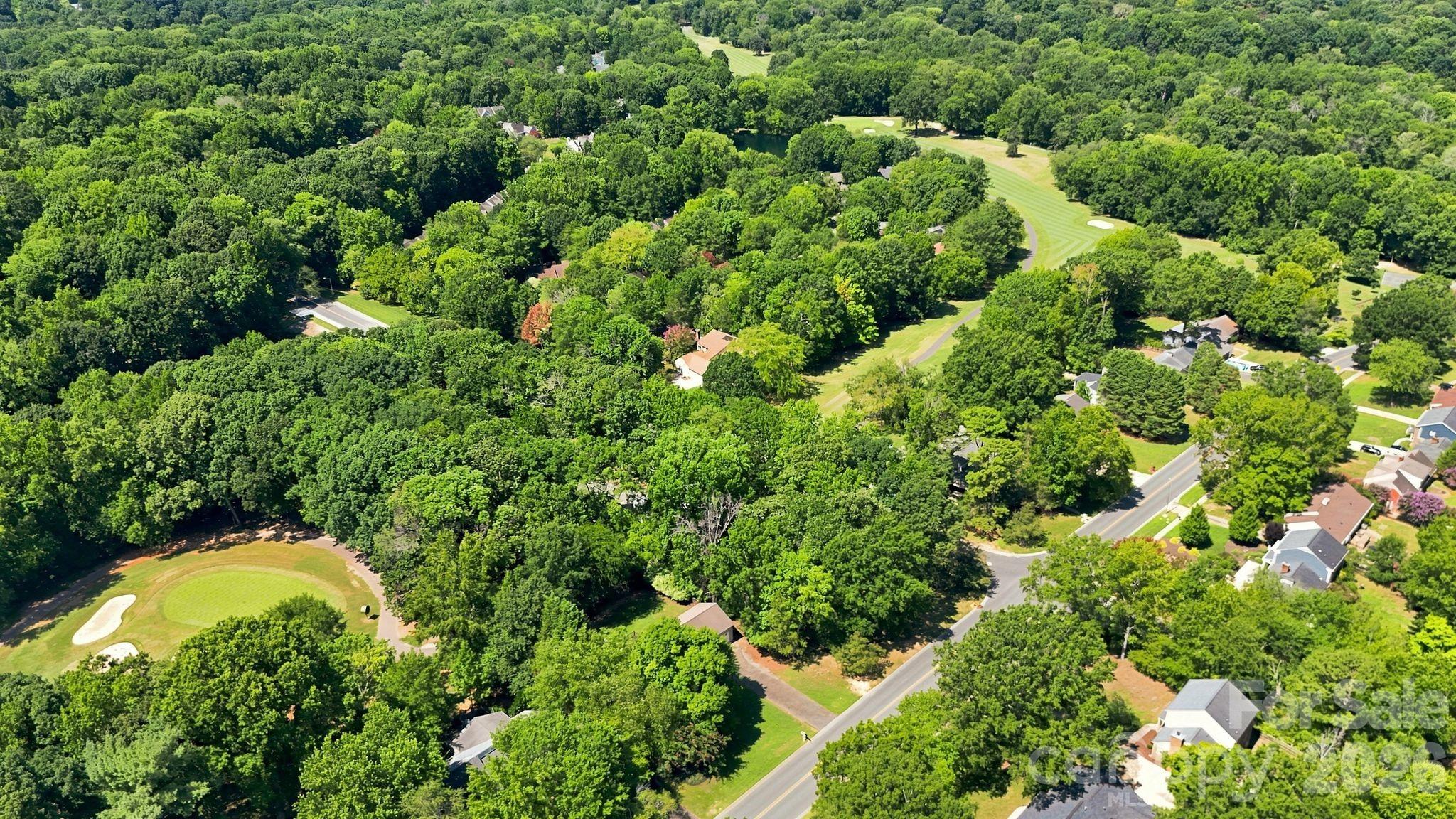9110 Raintree Ln, Charlotte, NC 28277