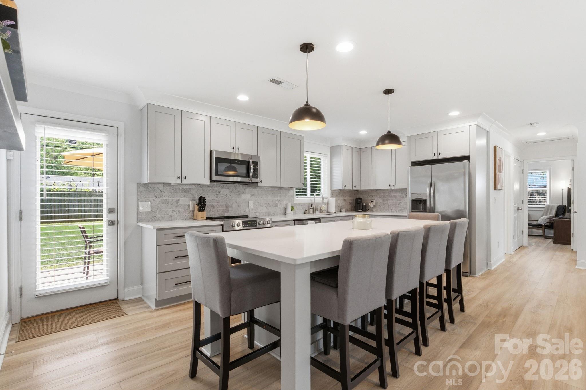 2639 Englehardt St, Charlotte, NC 28216