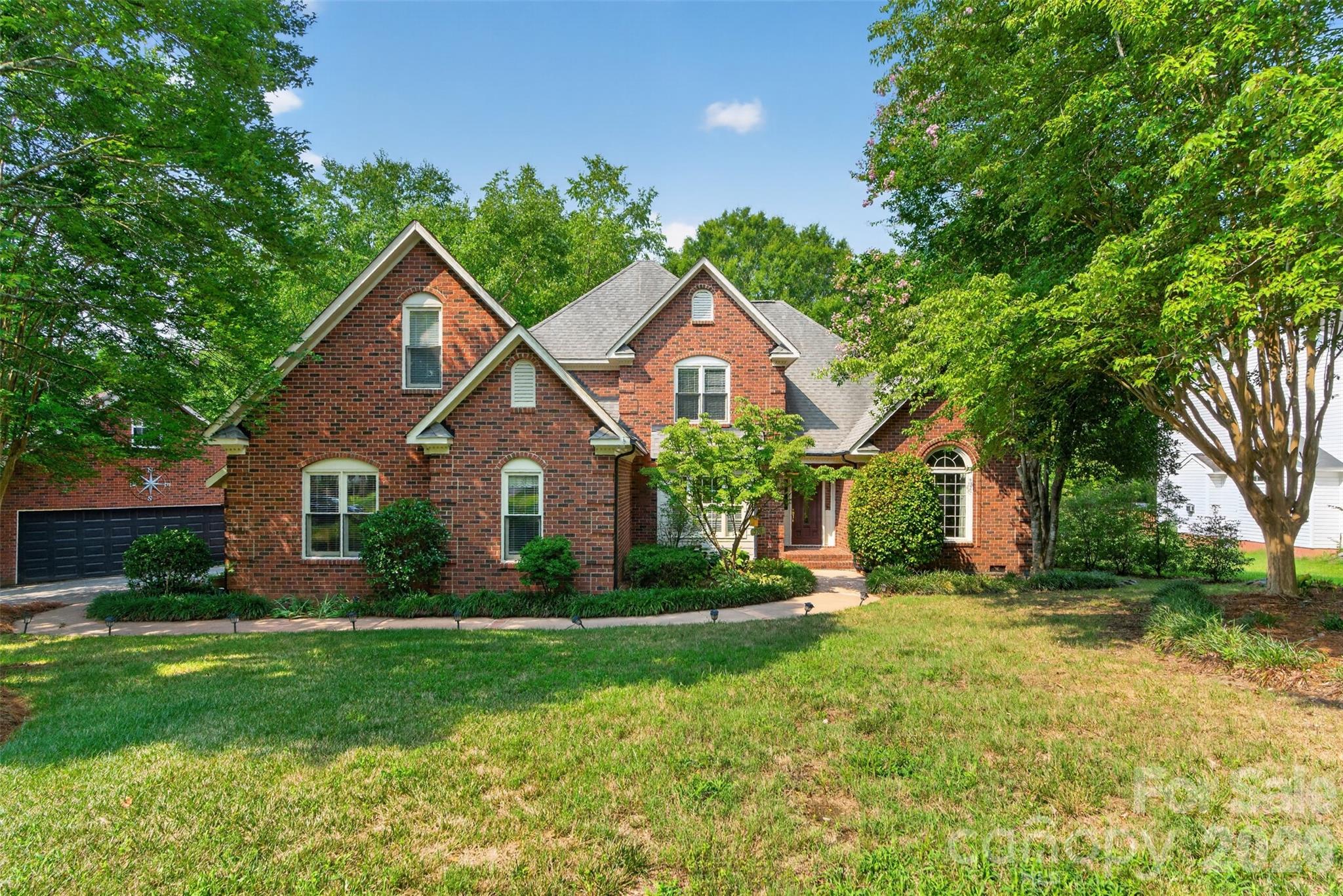 5301 Woodridge Dr, Monroe, NC 28110