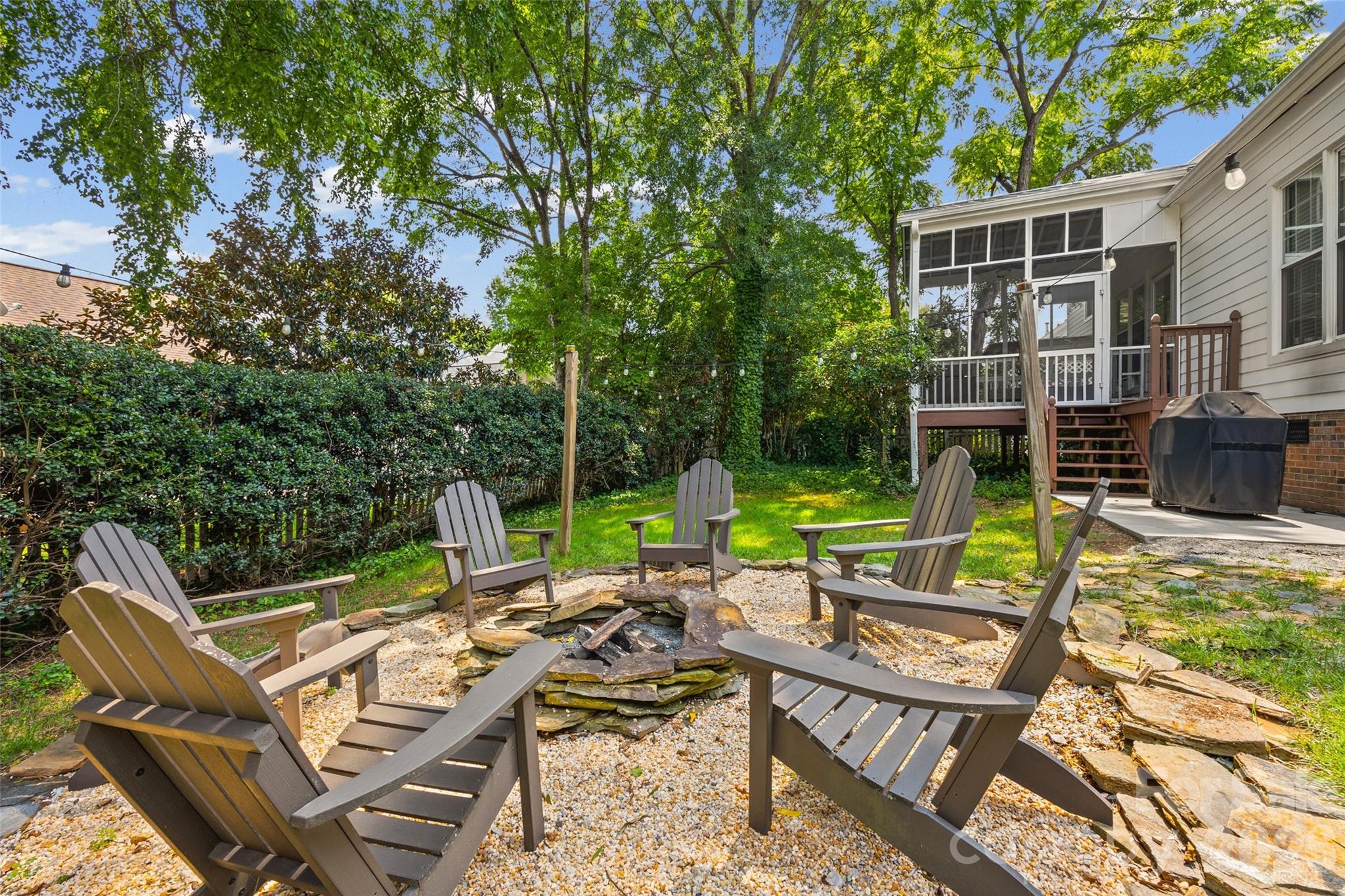 3211 Moores Glen Dr, Charlotte, NC 28209