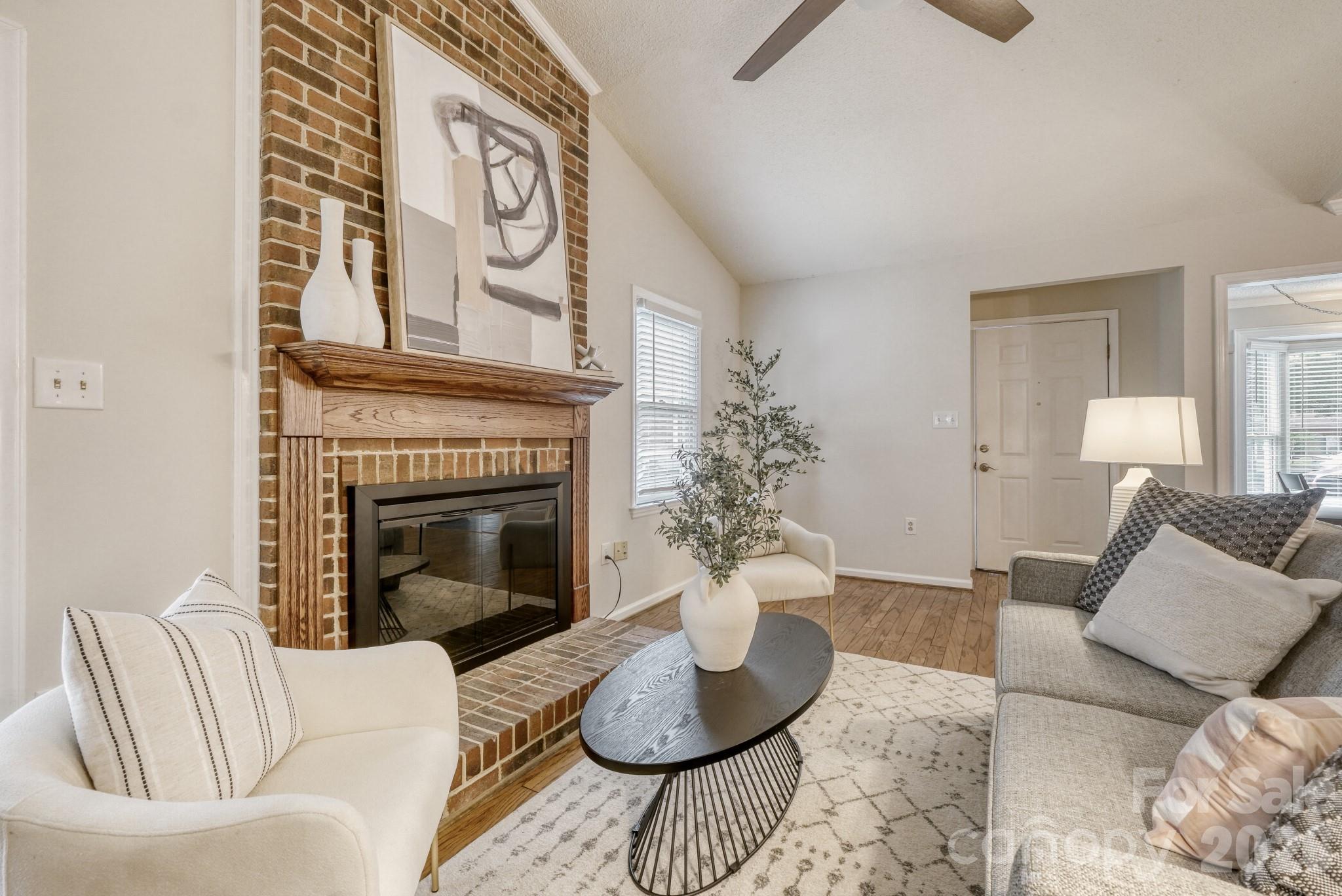 7333 Carrbridge Ln, Charlotte, NC 28226