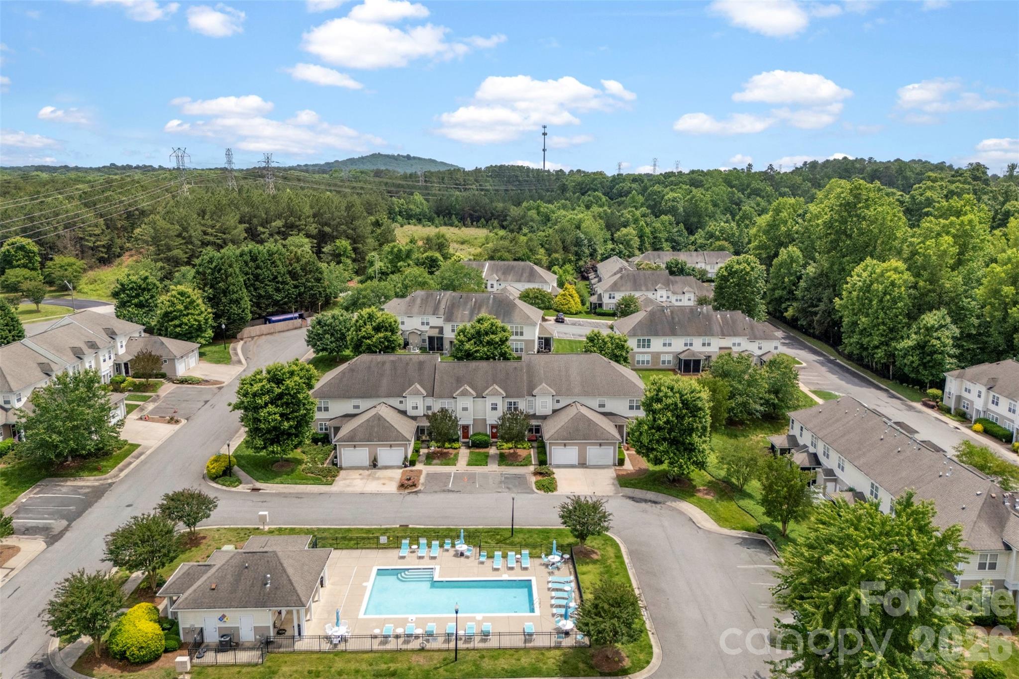 927 Claybrook Cir, Gastonia, NC 28054
