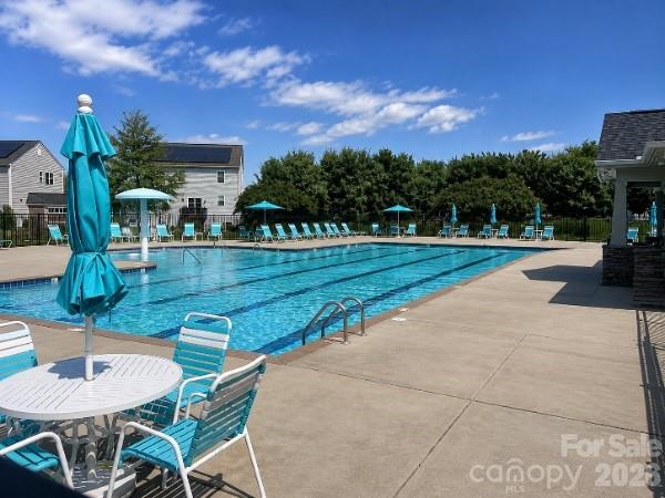 125 Dawn Run Loop, Mooresville, NC 28115