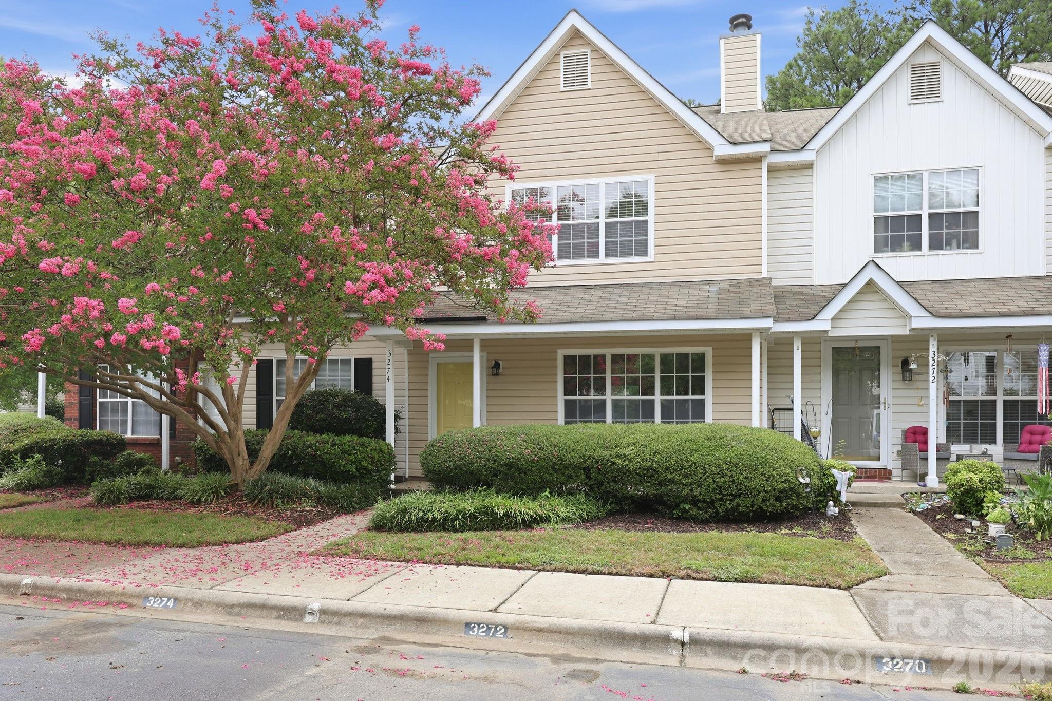 3274 Summercroft Ln, Charlotte, NC 28269