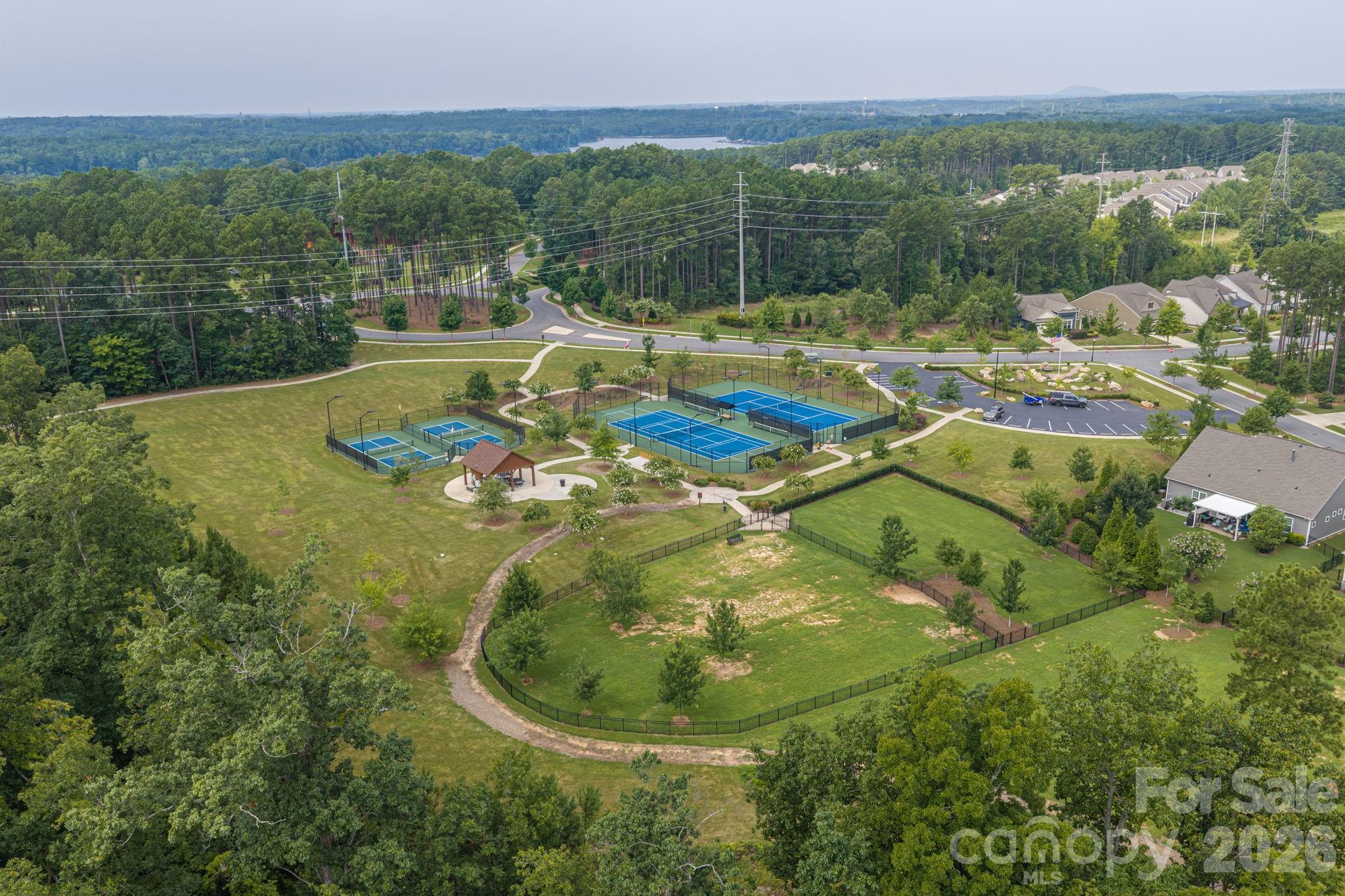 368 Picasso Trl, Mount Holly, NC 28120