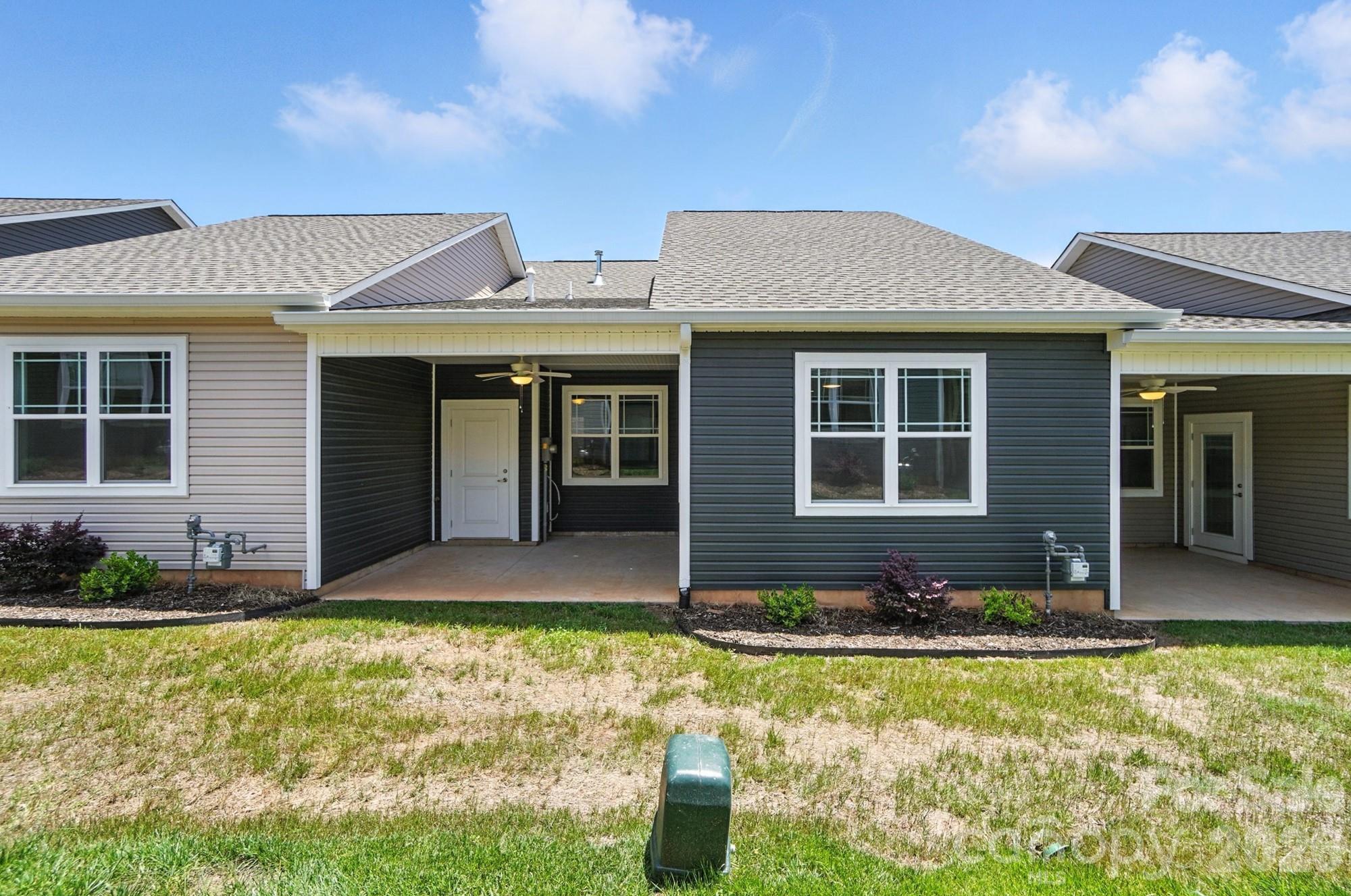 1518 29th St SE, Hickory, NC 28602
