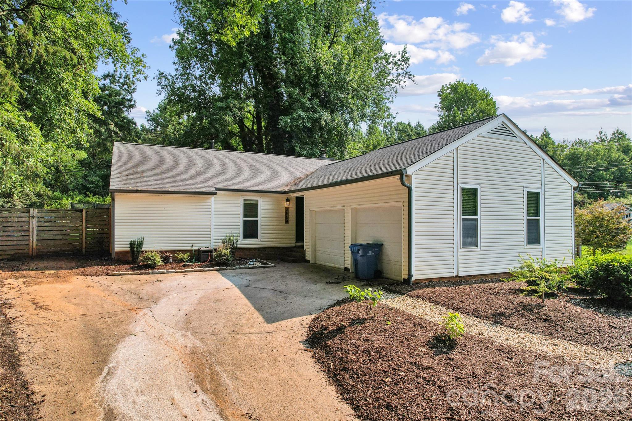 3554 Jared Ct, Matthews, NC 28105