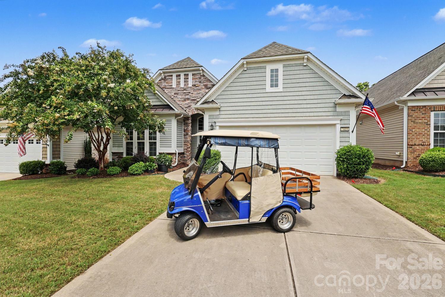 7419 Carolina Jessamine Ct, Fort Mill, SC 29707