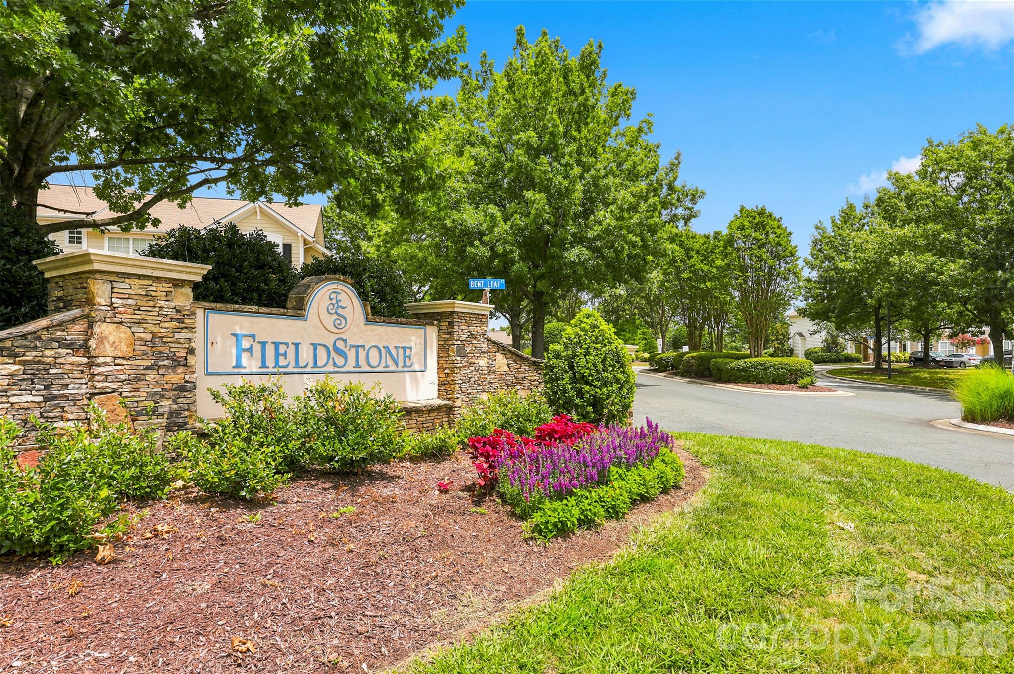 231 Dawn Mist Ln, Fort Mill, SC 29708