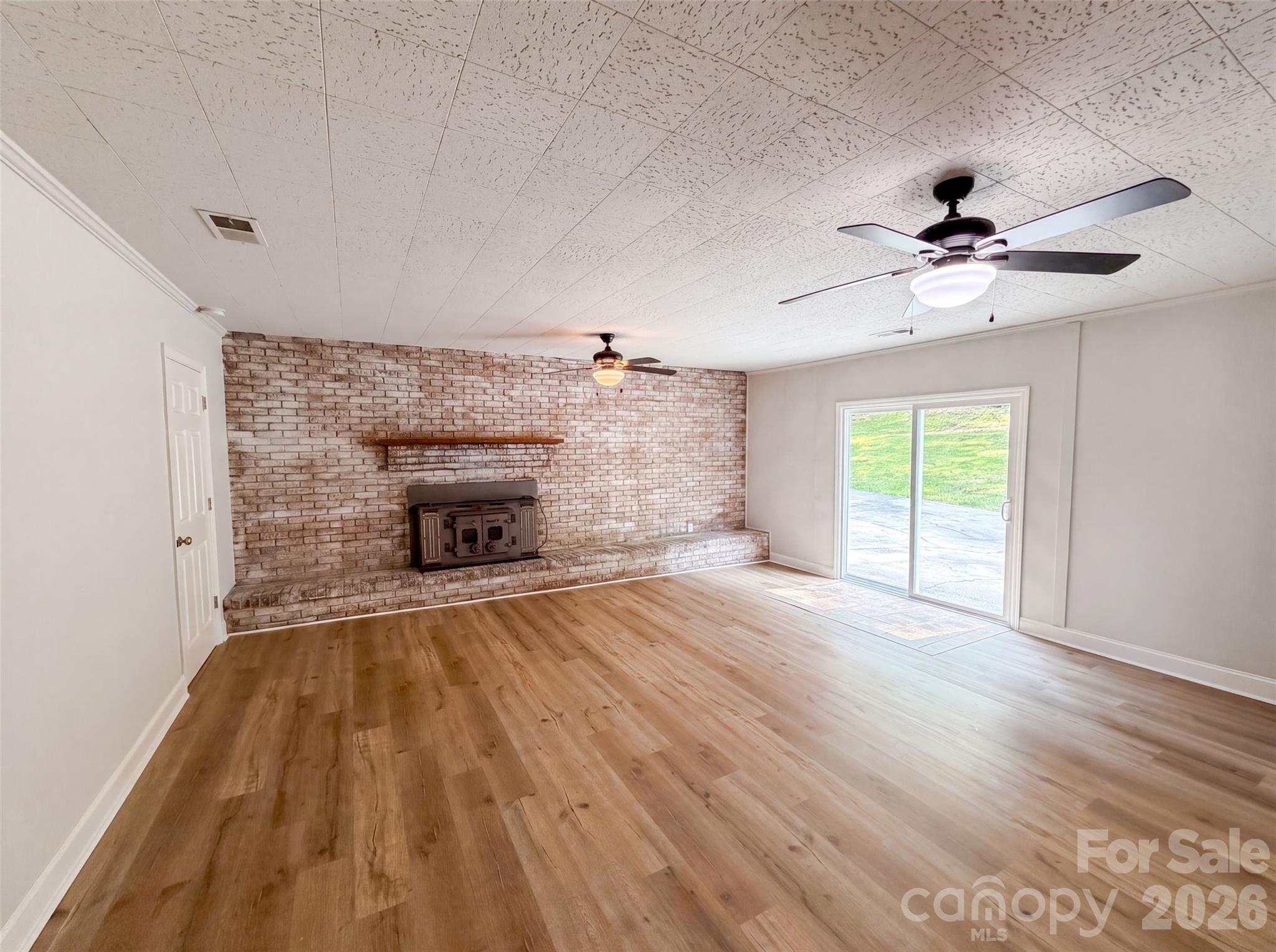 529 Timberlane Dr, Mount Holly, NC 28120