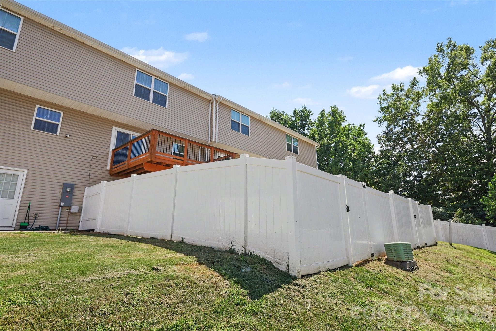 2652 Mccurdy Trl, Charlotte, NC 28269