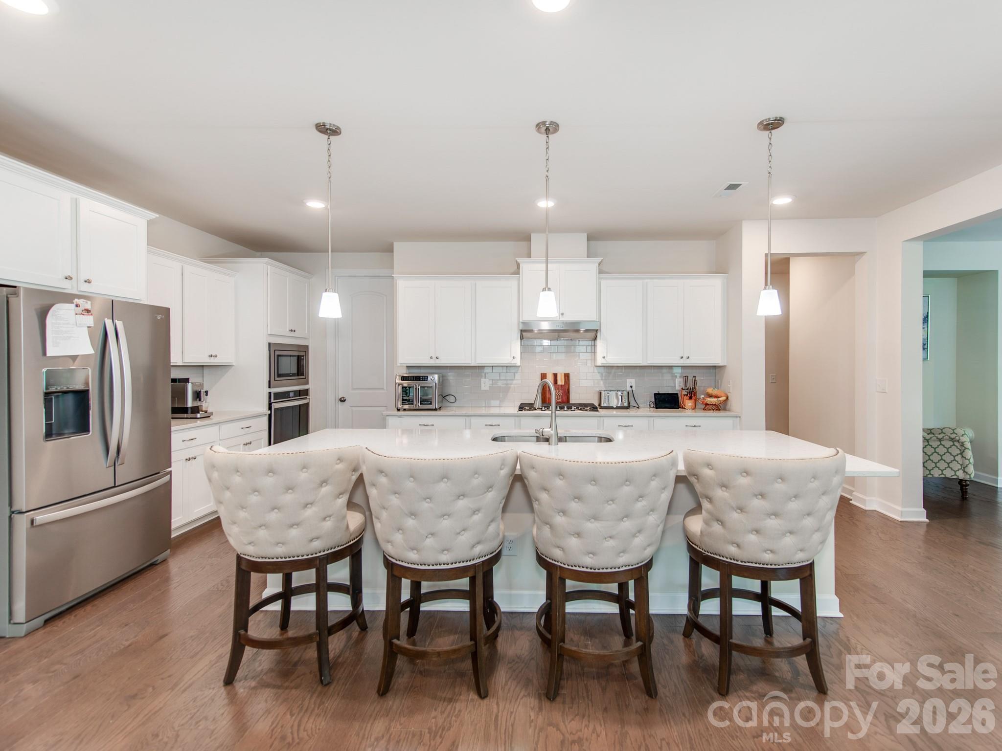 8022 Cornhill Ave, Charlotte, NC 28277