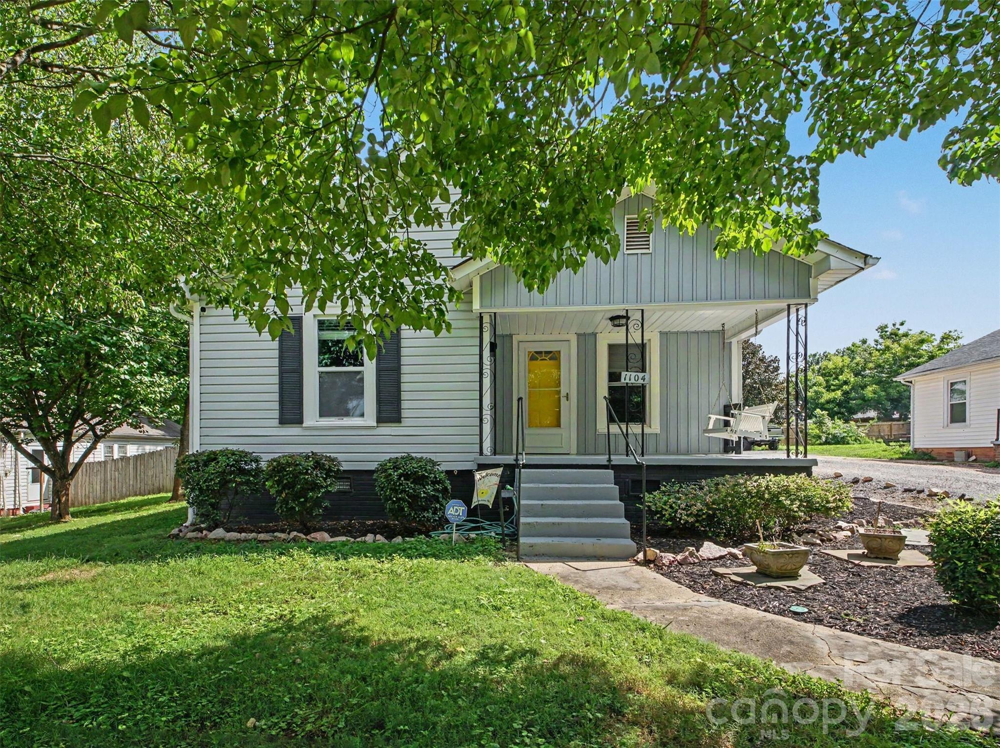 1104 Venus St, Kannapolis, NC 28083