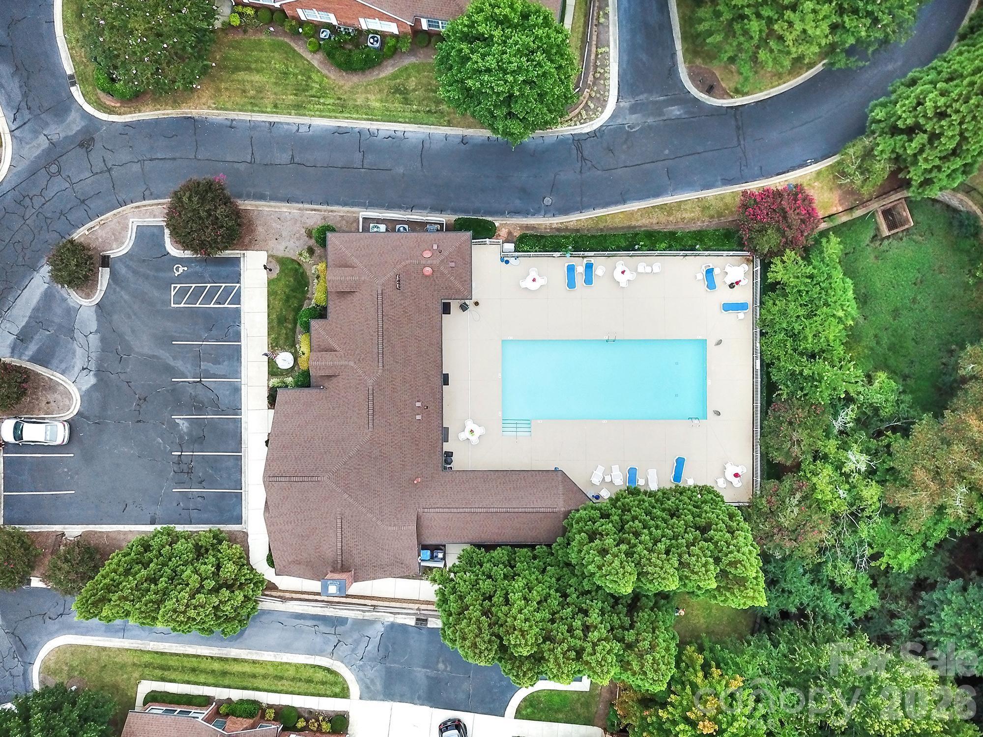 8368 Windsor Ridge Dr, Charlotte, NC 28277