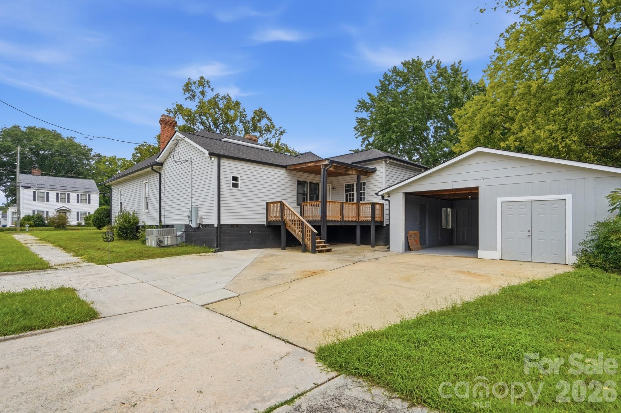327 S Spruce St, Rock Hill, SC 29730