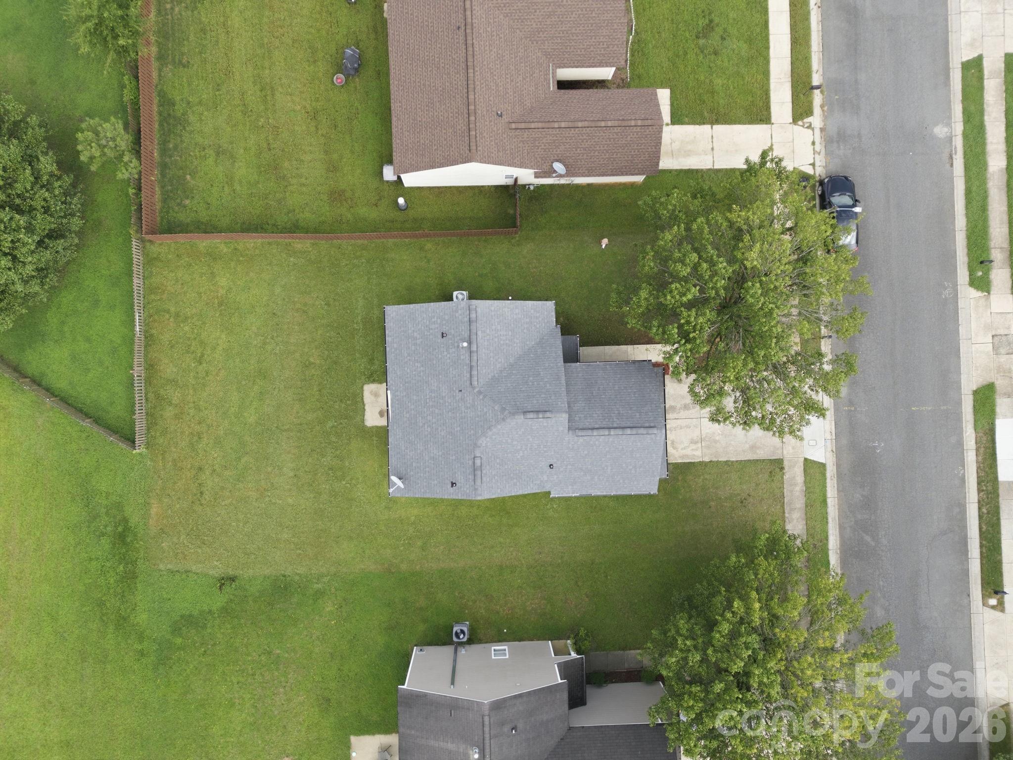 8207 Belmont Stables Dr, Charlotte, NC 28216