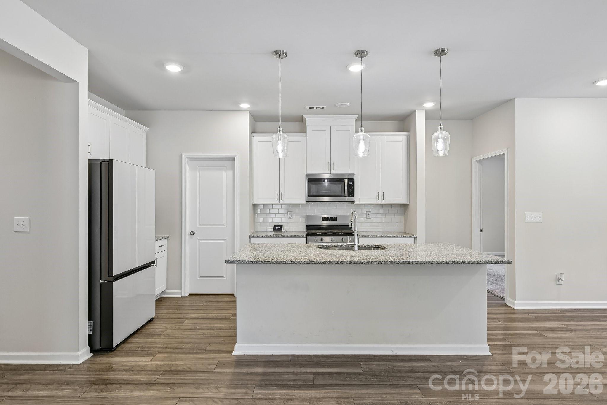 186 Guardian Gate Dr, Mooresville, NC 28115