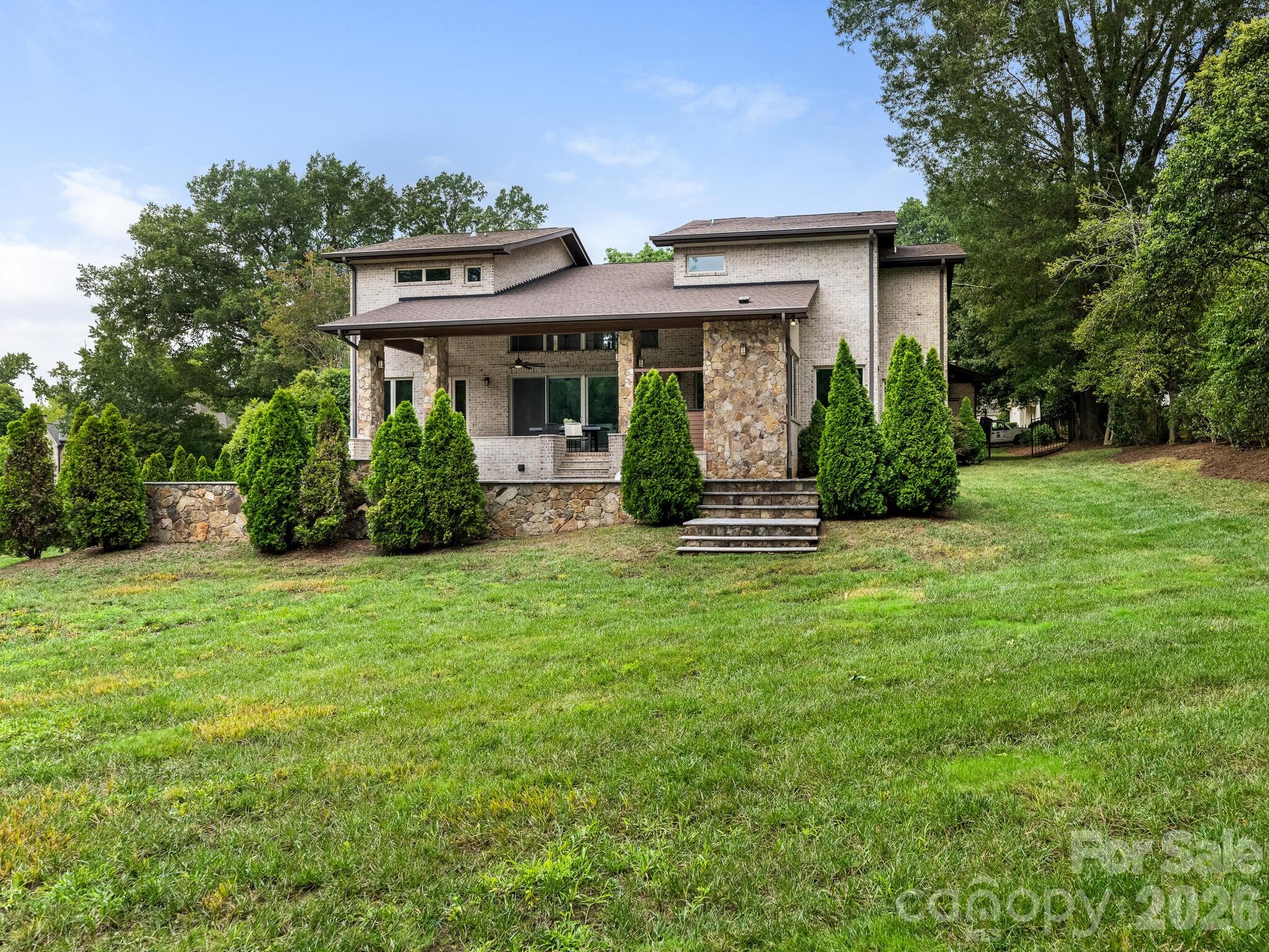 2011 Sharon Ave, Charlotte, NC 28211