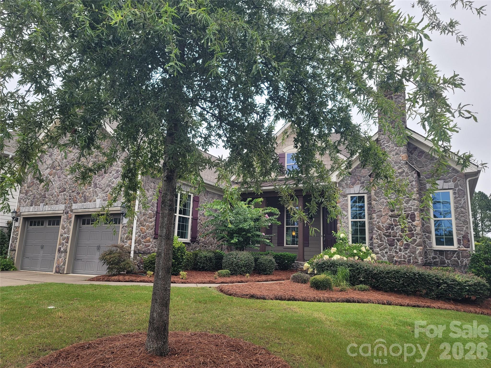 14920 High Bluff Ct, Charlotte, NC 28278