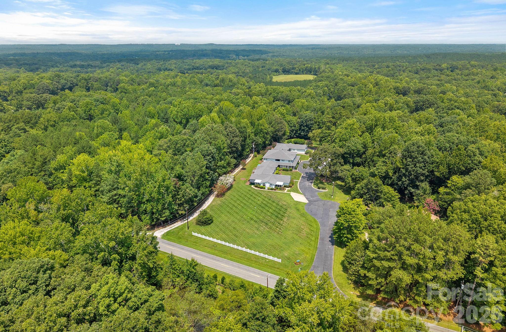 8700 Baraka Pl #J, Waxhaw, NC 28173