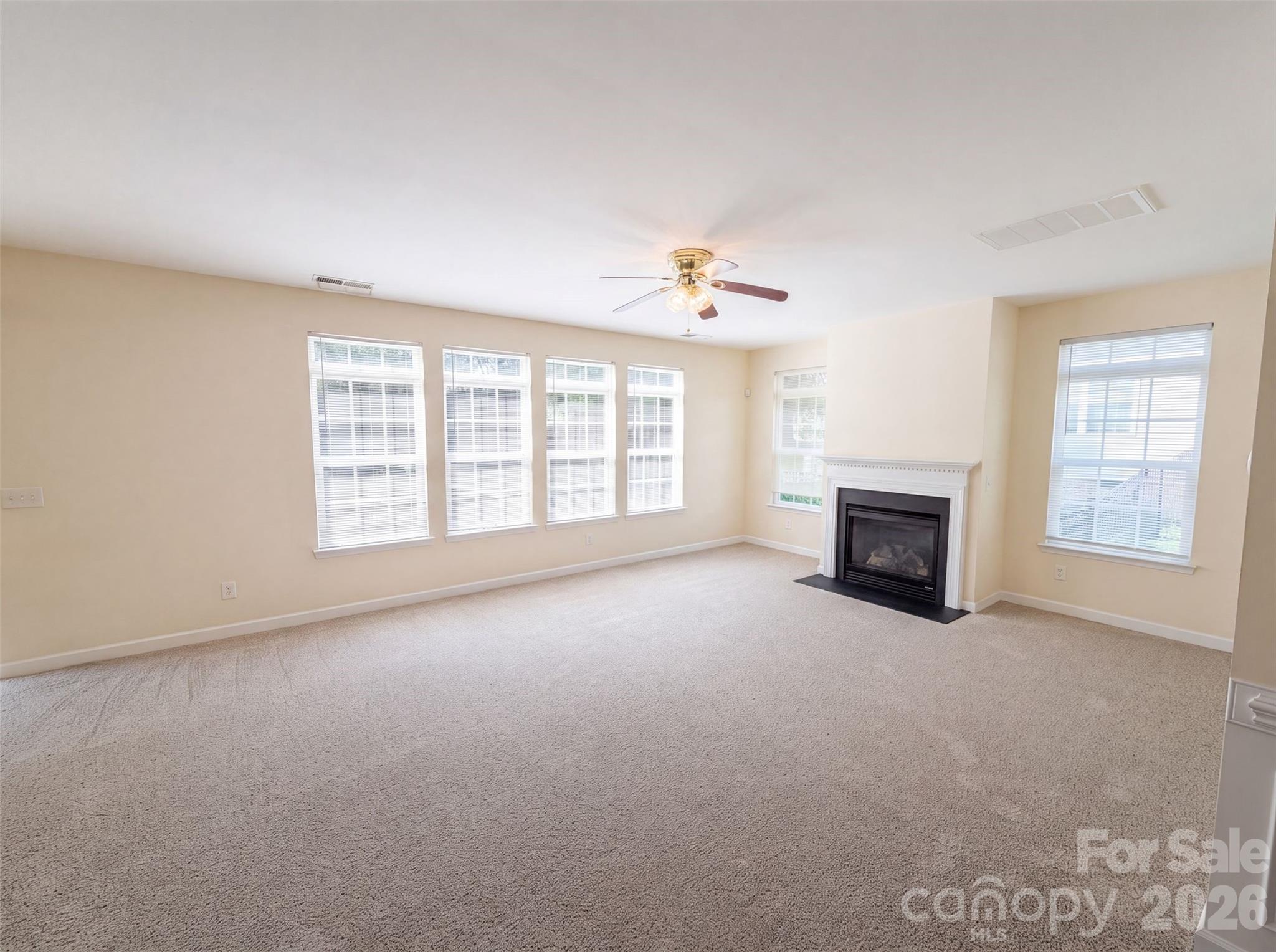 1139 Donelea Ln NW, Concord, NC 28027