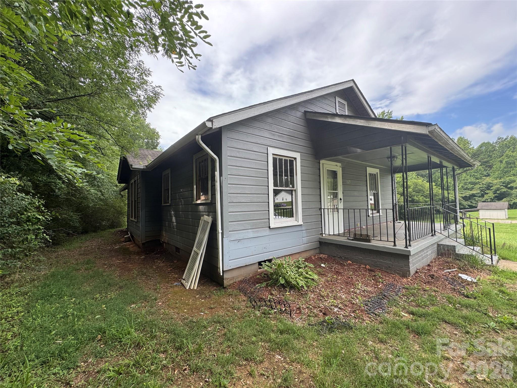 165 Stafford Dr, Salisbury, NC 28144