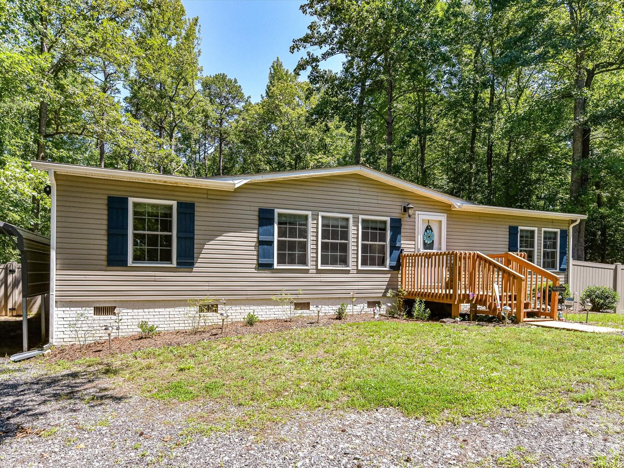 4486 Graybirch Dr, Maiden, NC 28650